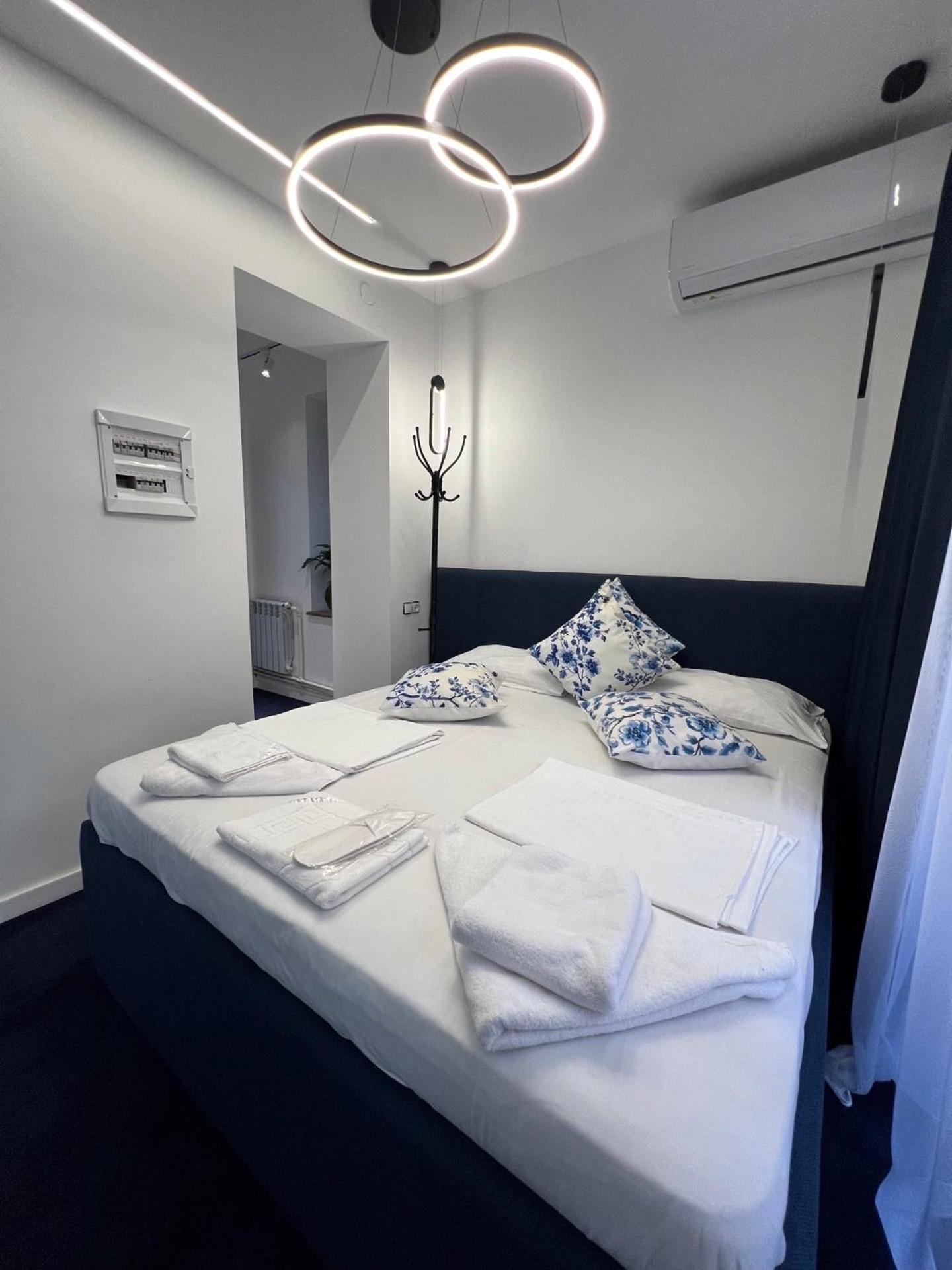 Deluxe Triple Room photo 2