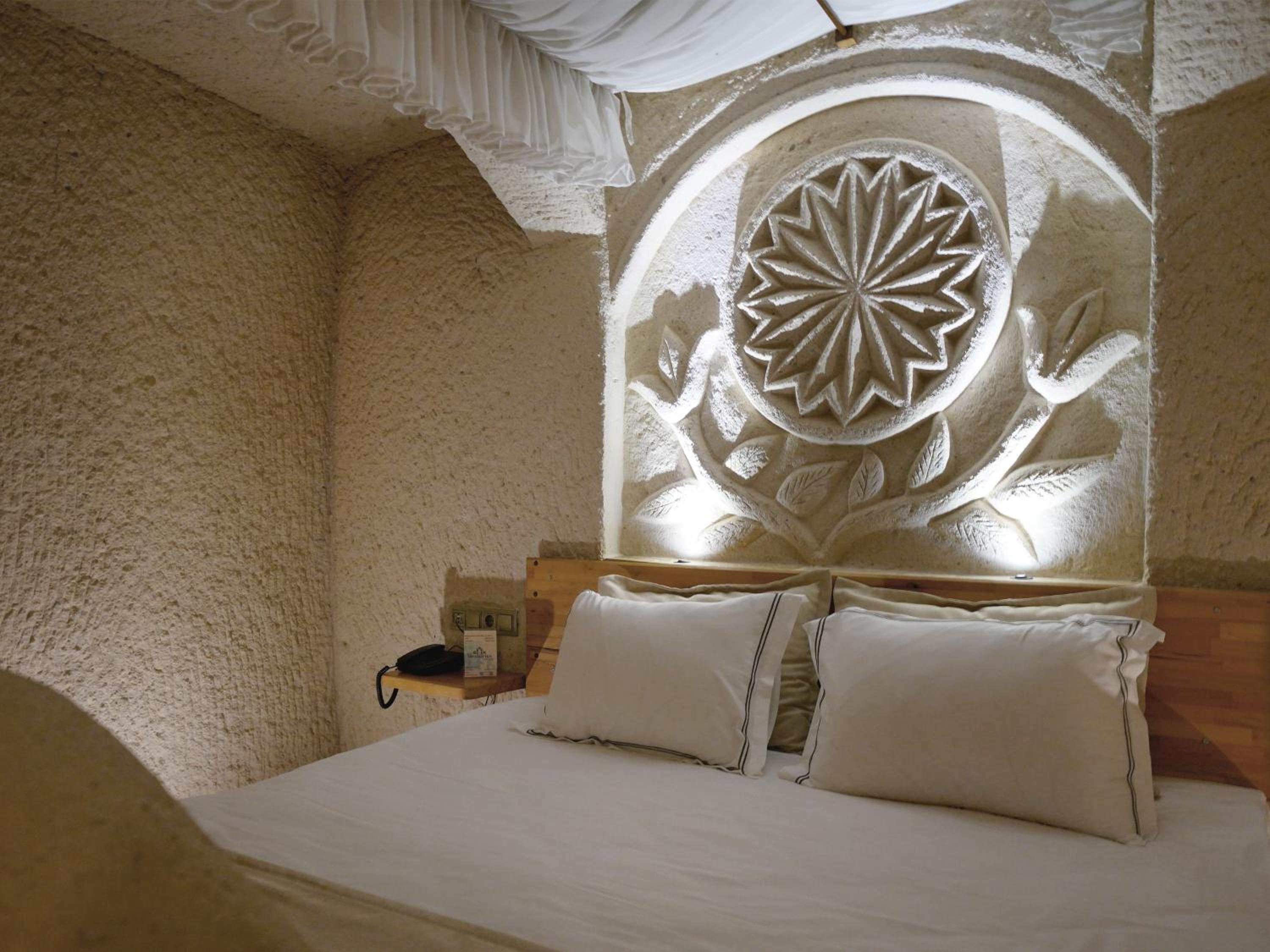 Queen Suite photo 1