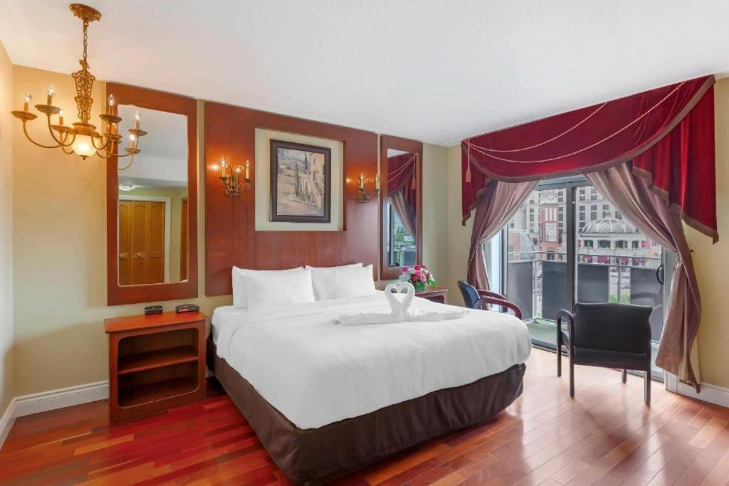 Traditional King Room - Photo 1
