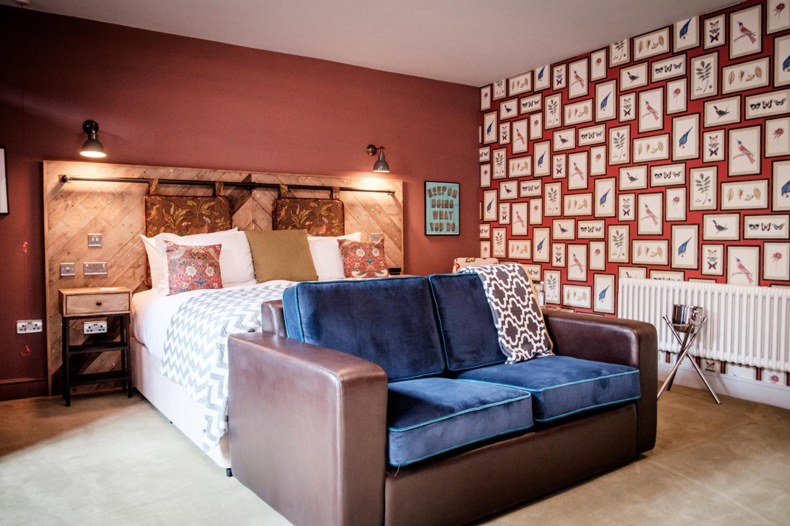 Deluxe Family Room photo 2
