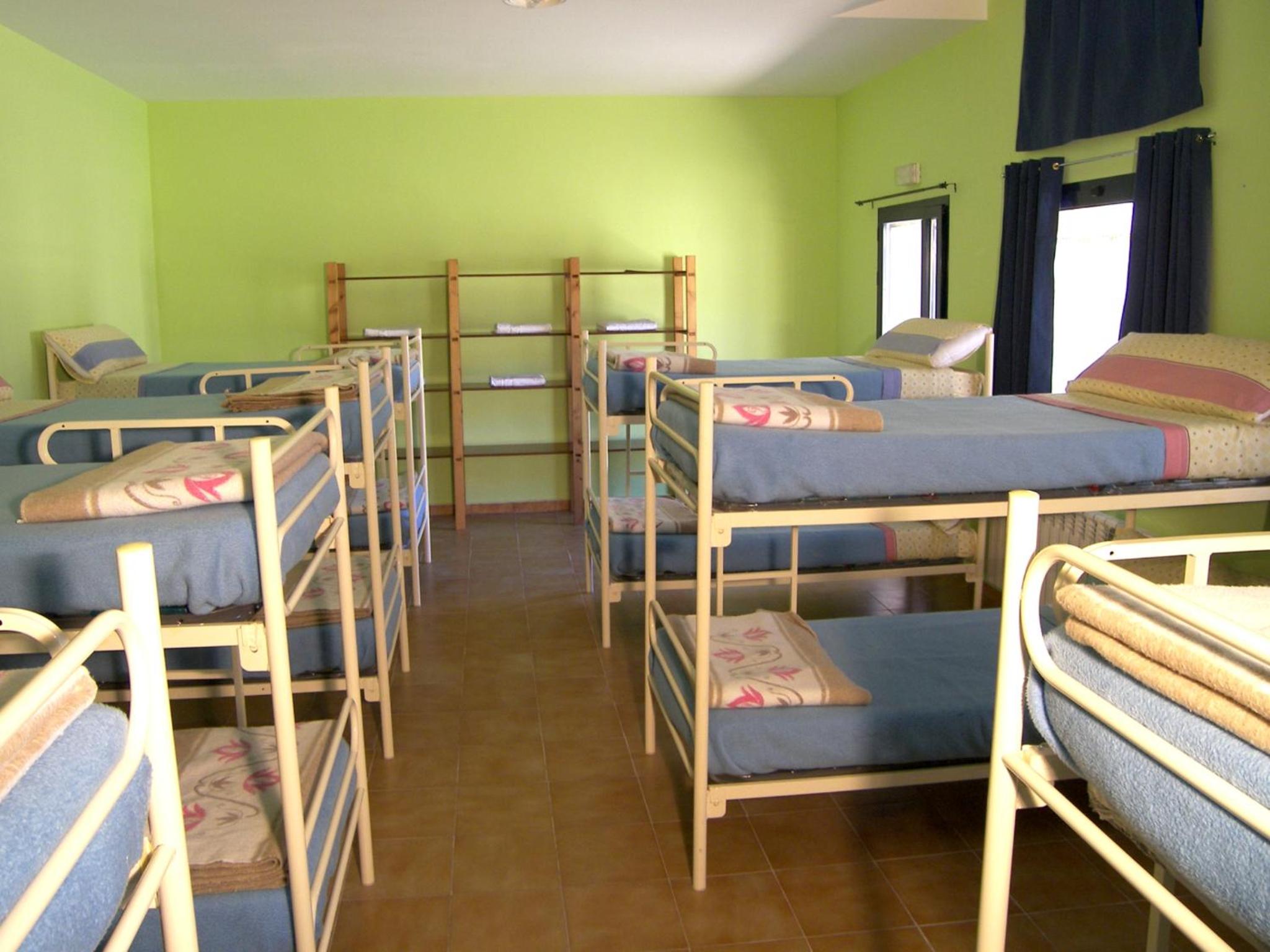 Habitación Familiar con Vista al Jardín
