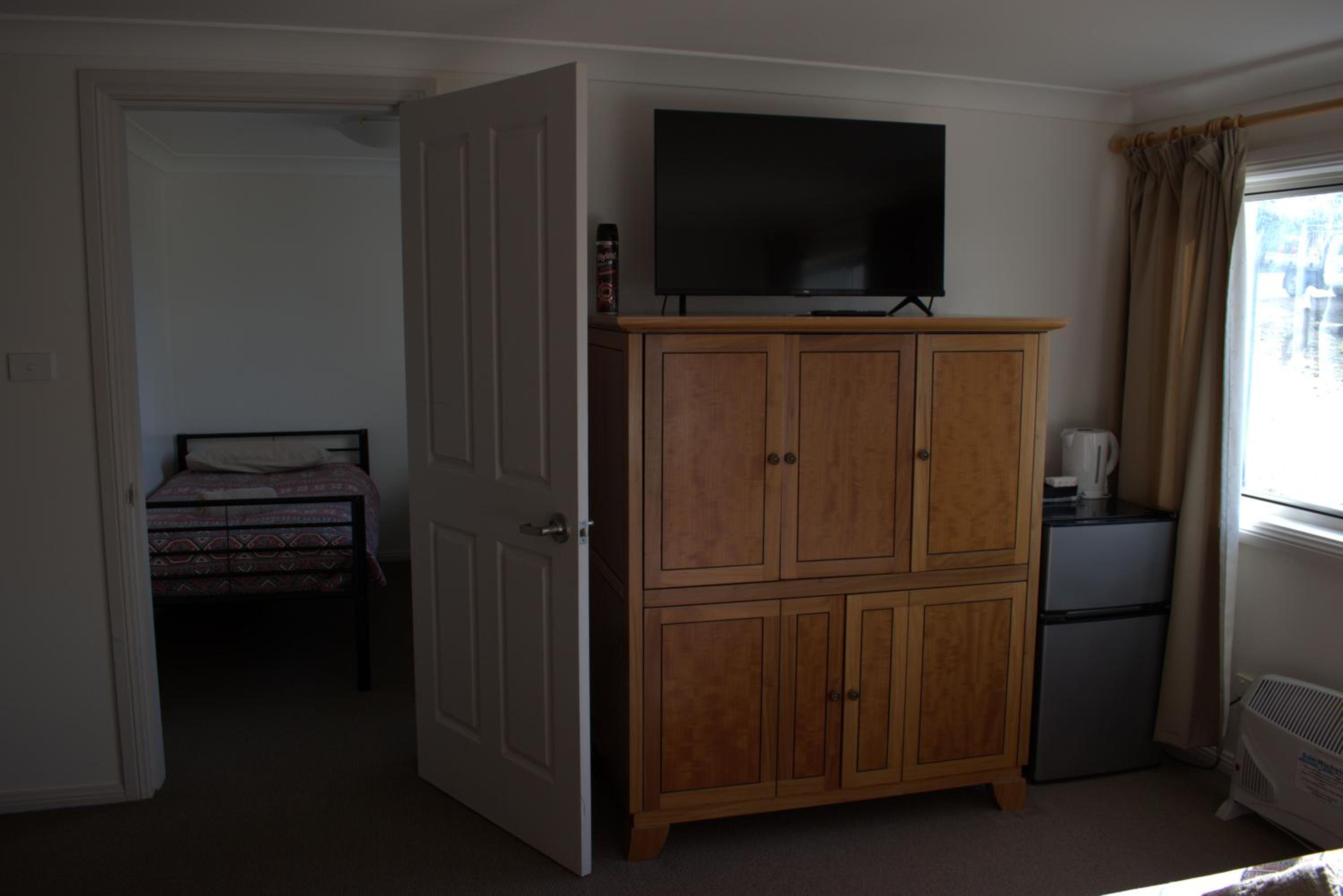 Deluxe Family Room photo 2