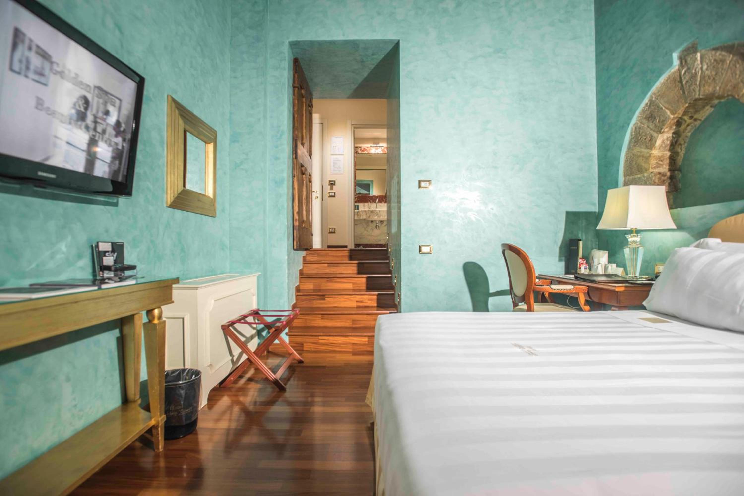 Deluxe Double Room with Spa Bath - Tower