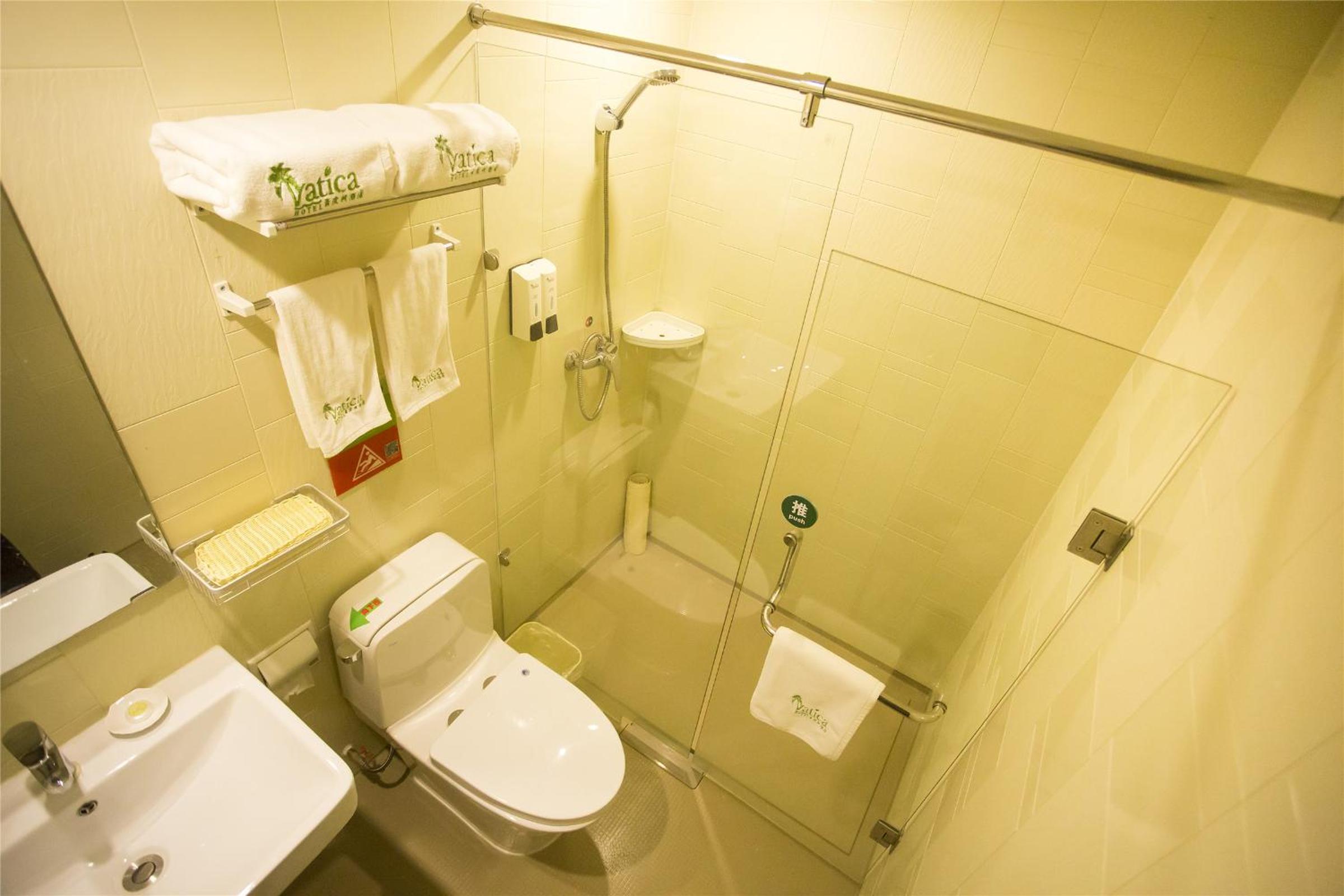 Mainland Chinese Citizens - Queen Room photo 2