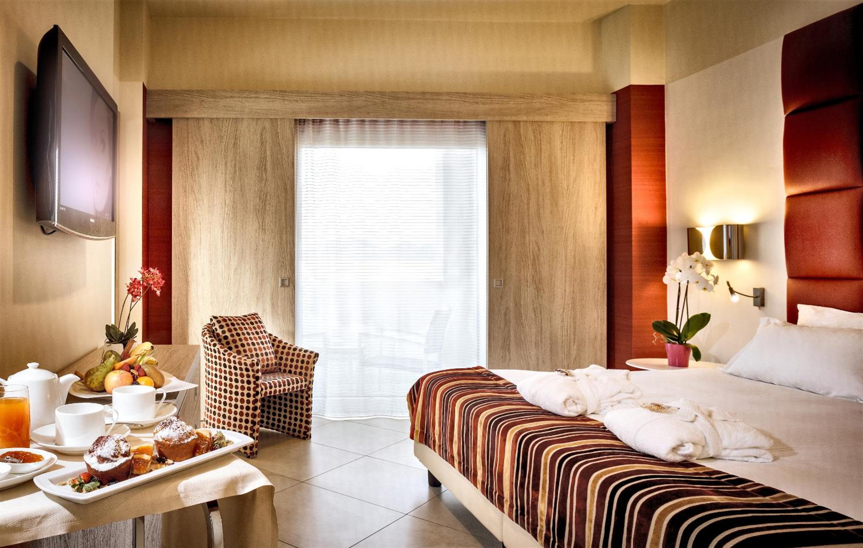 Suite with Jacuzzi - Photo 1