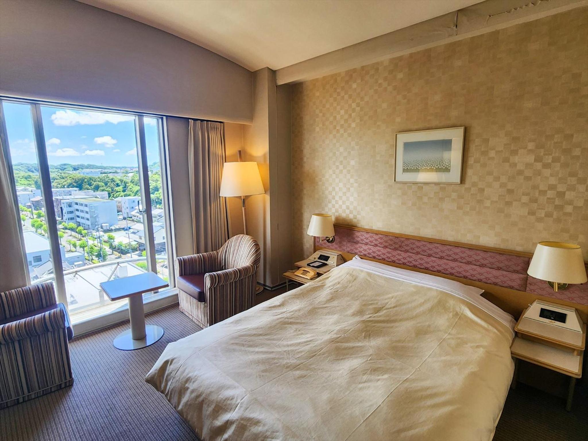 Double Room-Non-Smoking - Photo 3