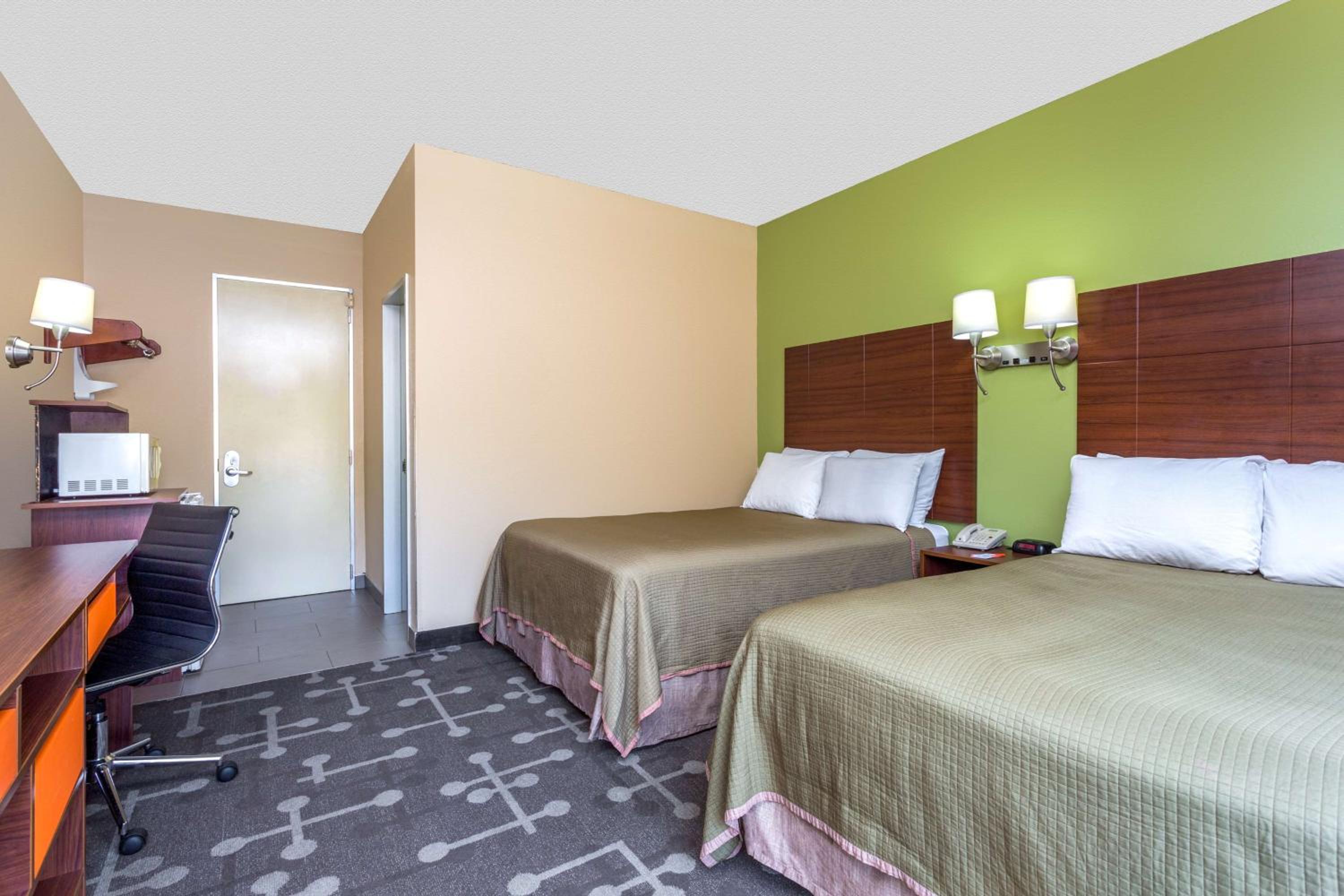 Double Room with Two Double Beds - Second Floor/Non-Smoking - Photo 5