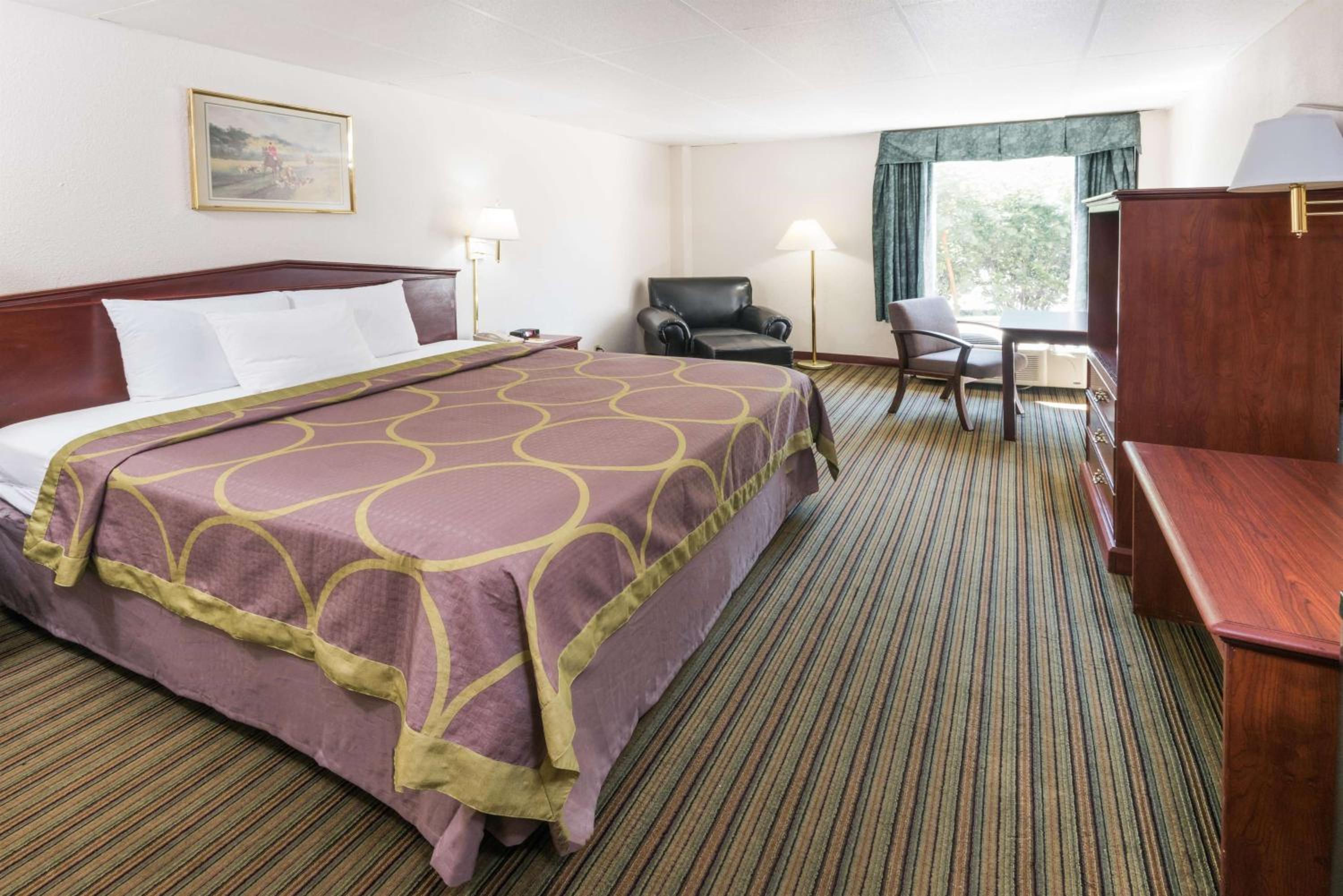 King Room - Non-Smoking