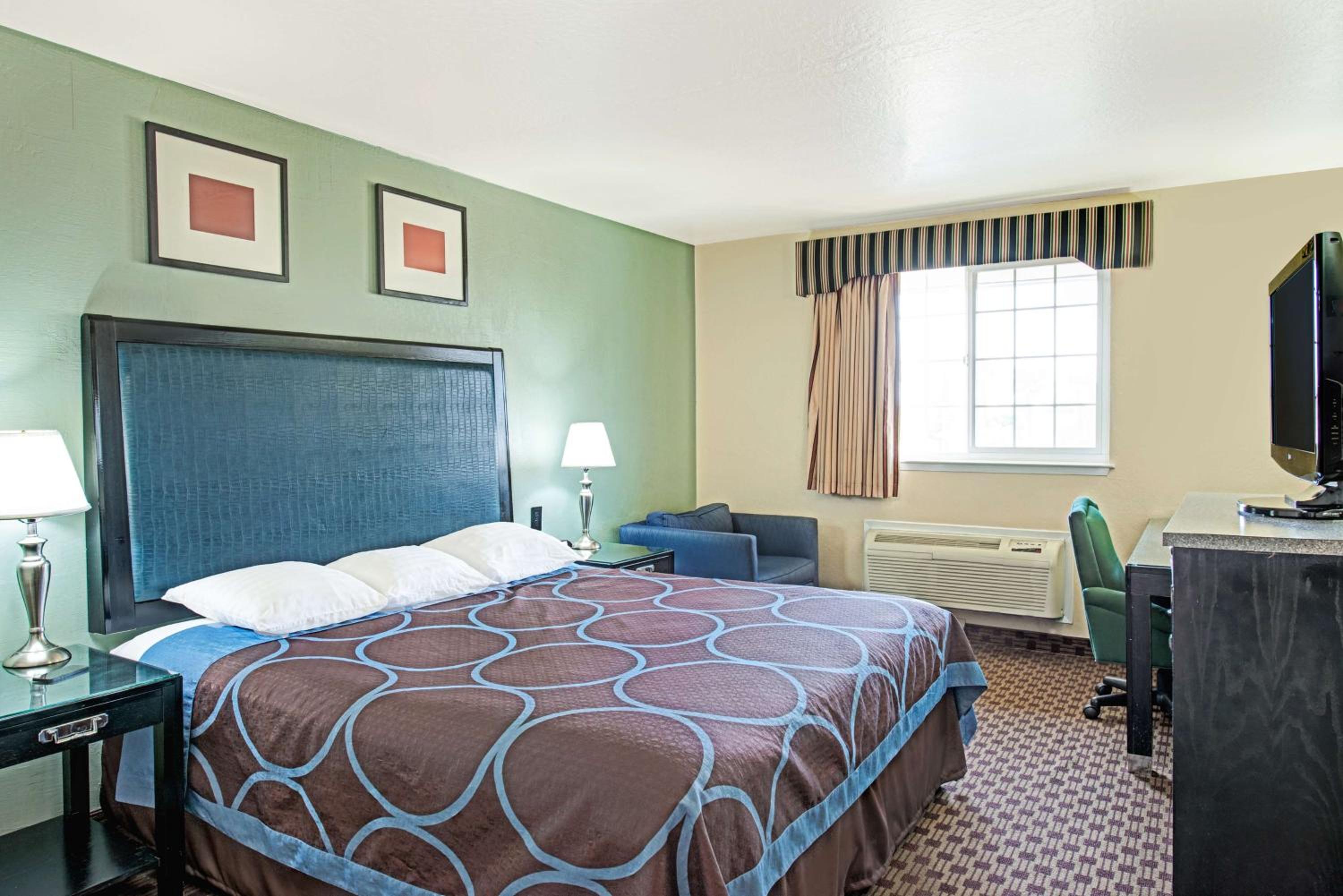 Queen Room - Smoking - Photo 3