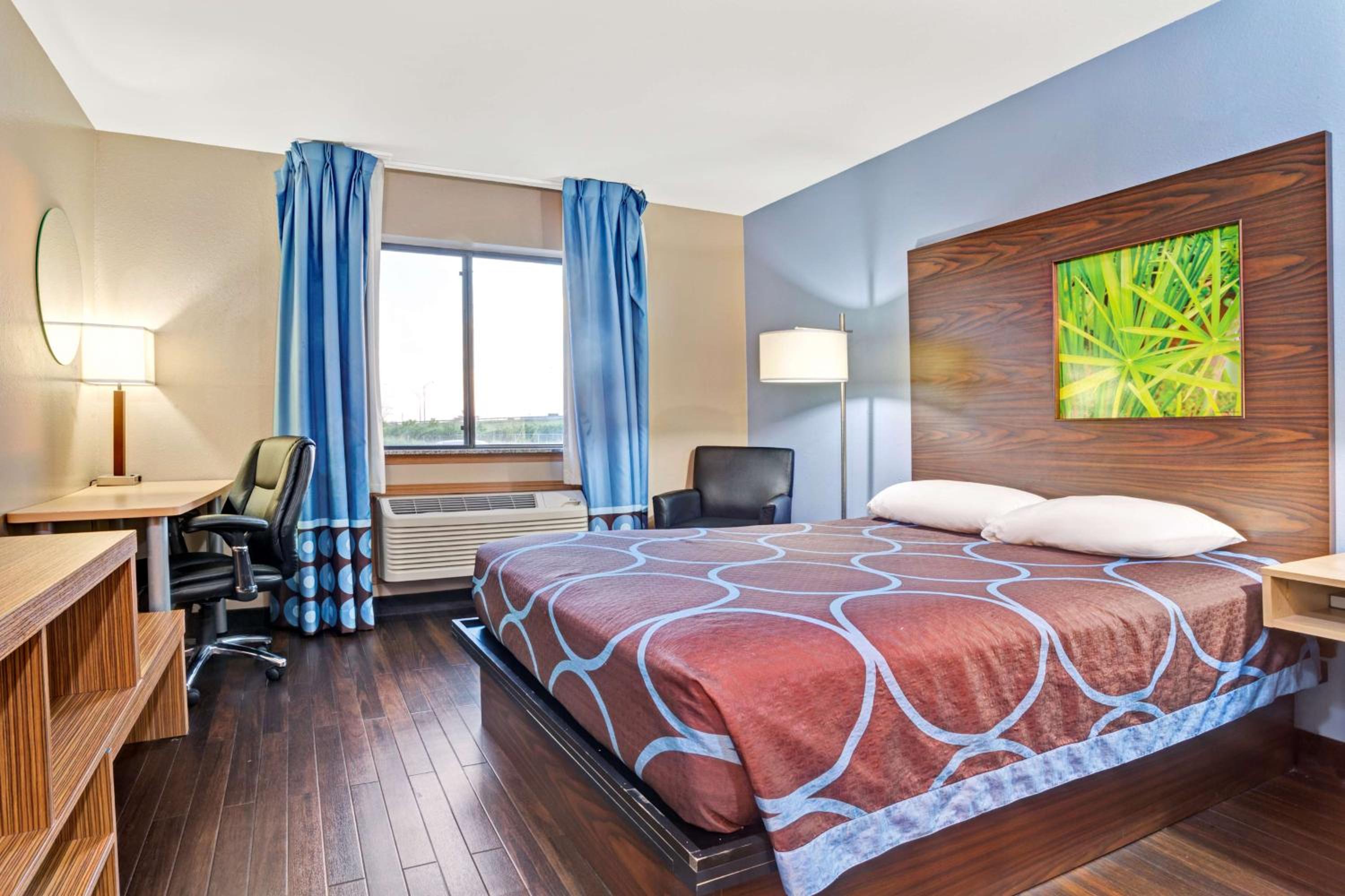 Business Queen Room - Non-Smoking - Photo 7