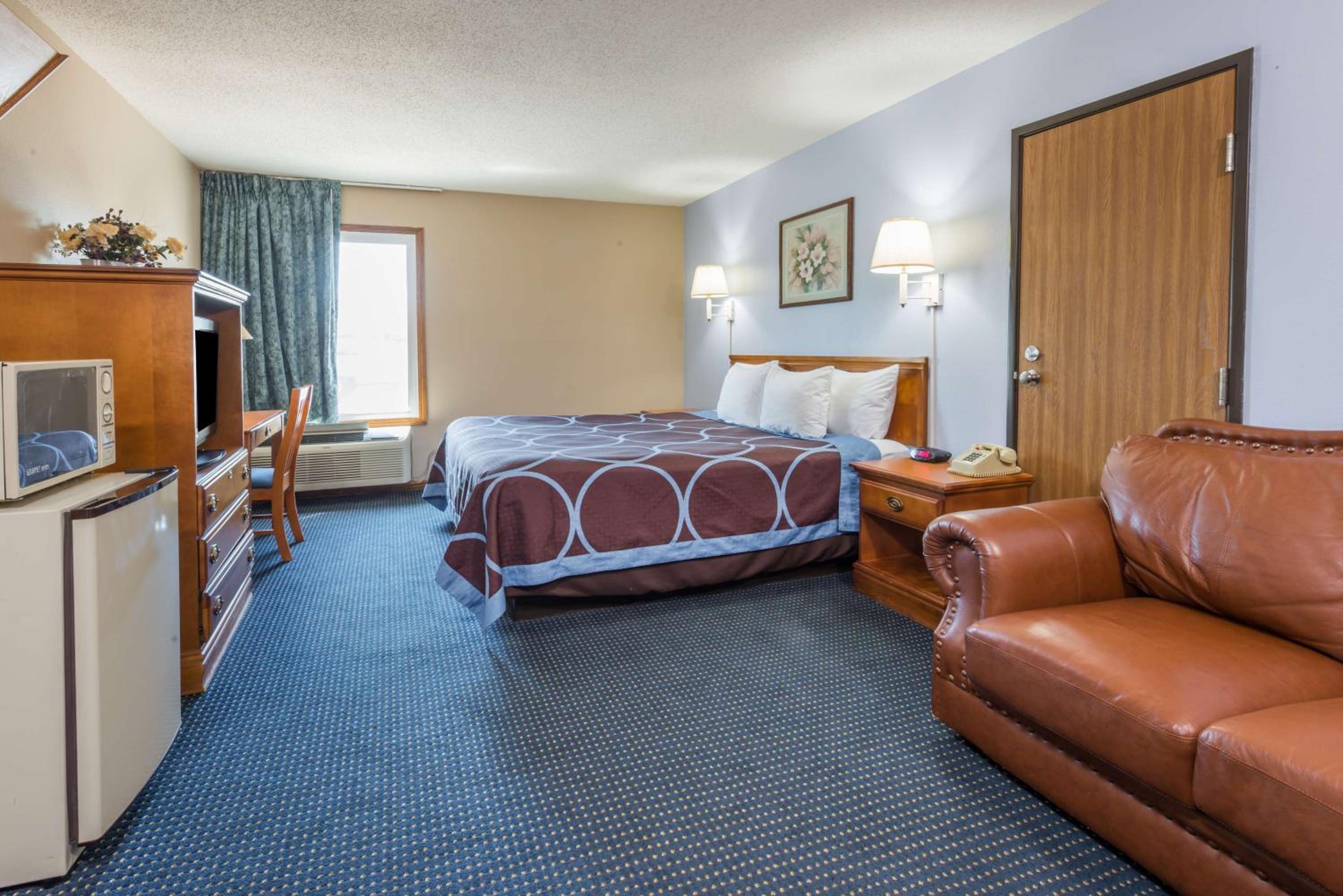 King Room - Non-Smoking