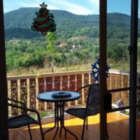 Family Room with Mountain View photo 3
