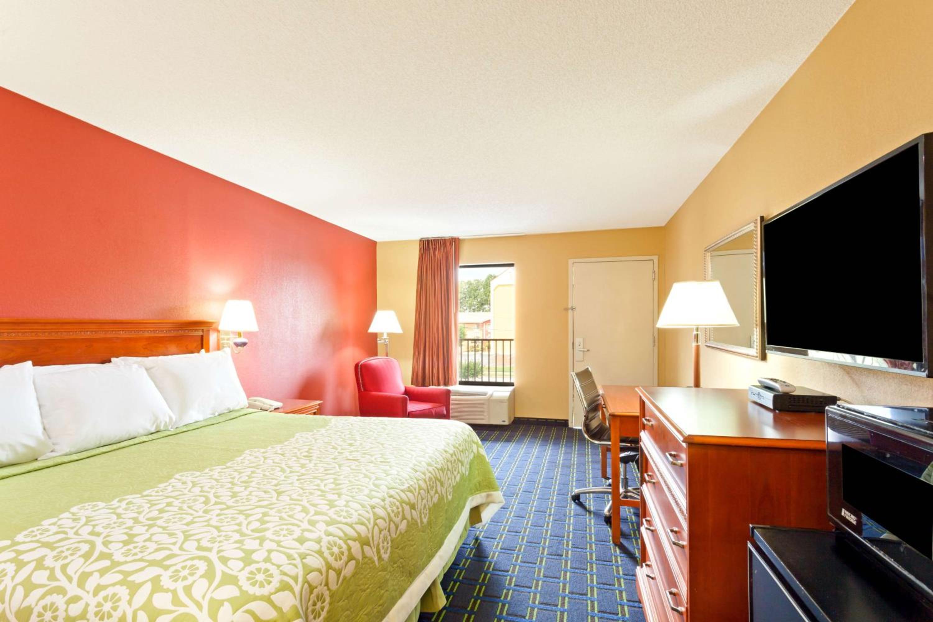 King Room - Disability Access/Non-Smoking photo 1