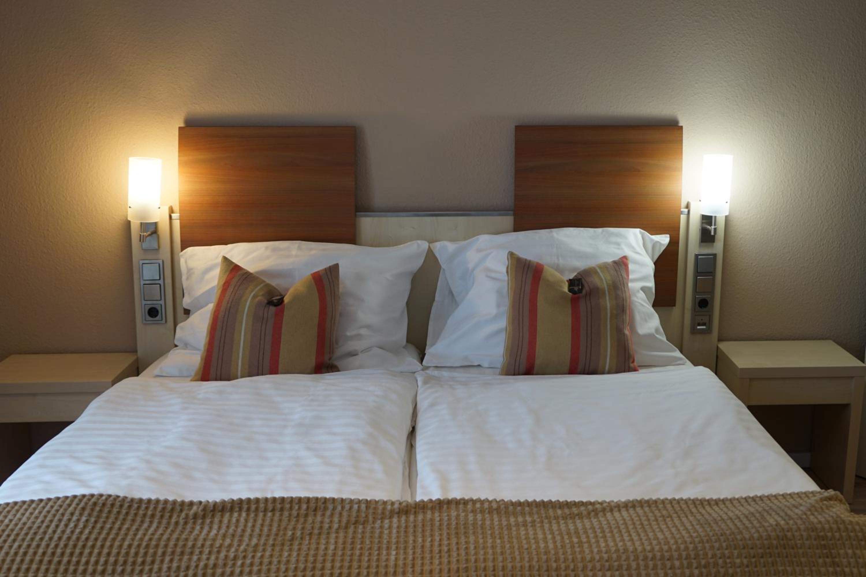 Double Or Twin Room - Photo 4