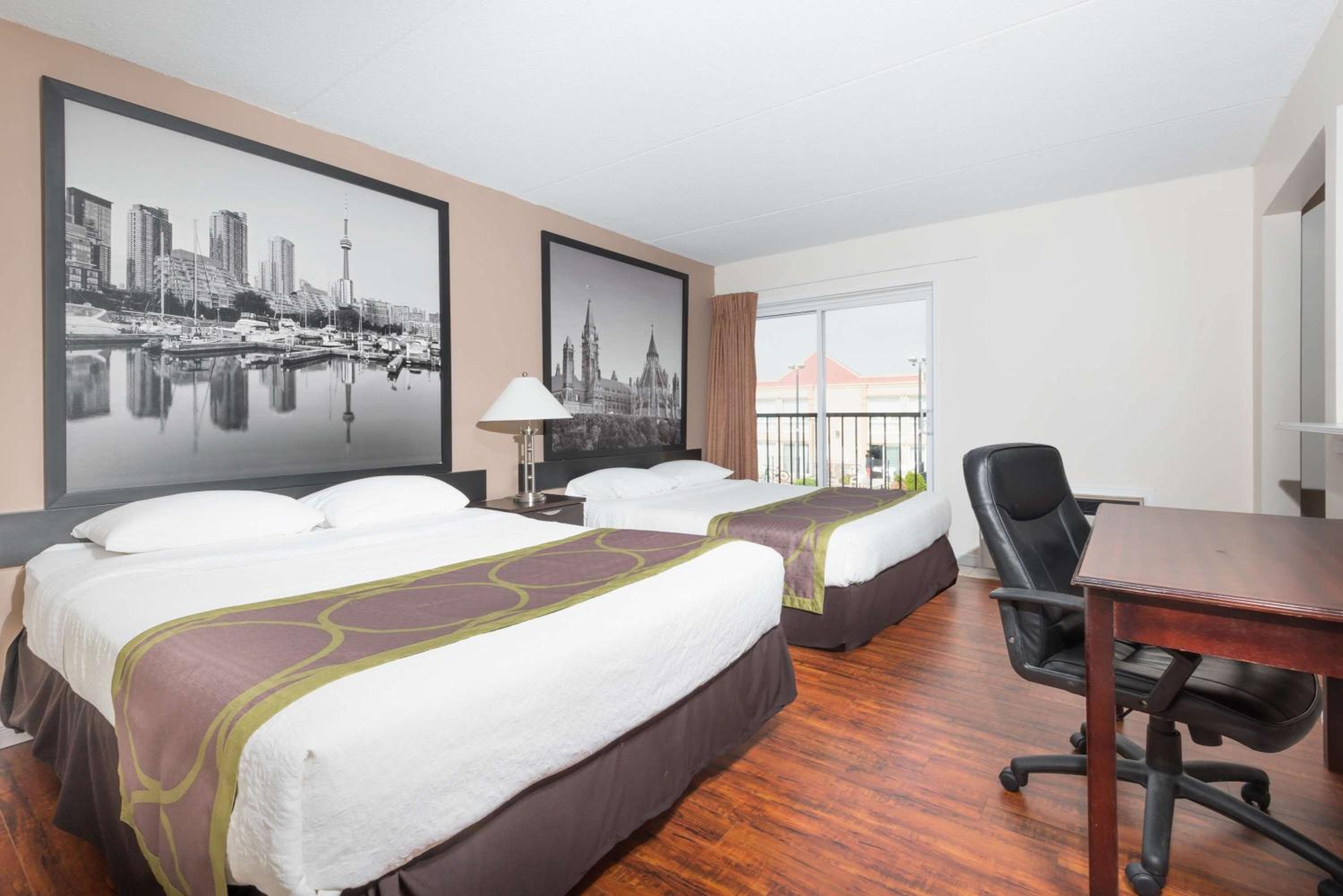 Double Room with Two Double Beds - Non-Smoking - Photo 7