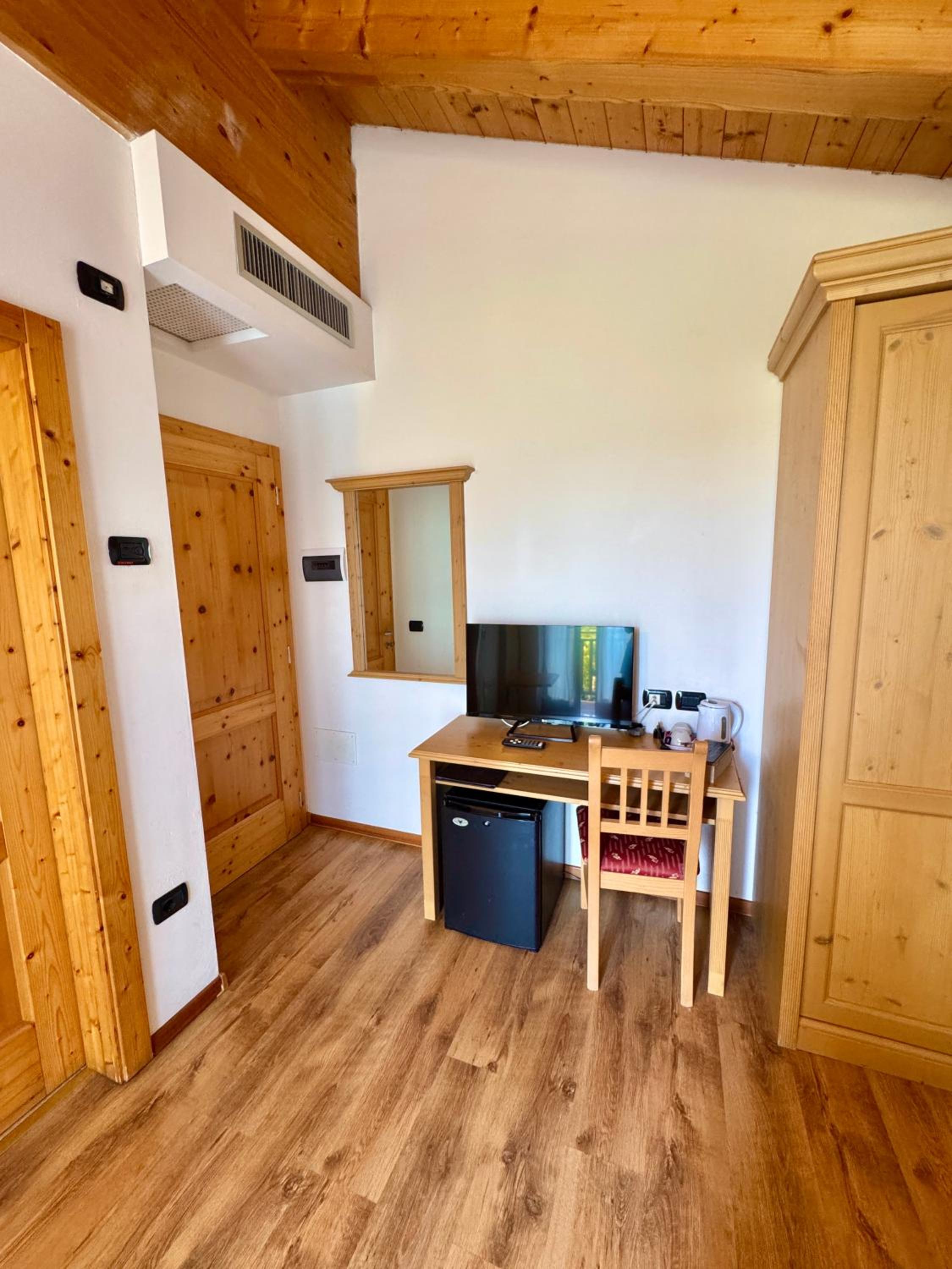 Double or Twin Room with Balcony