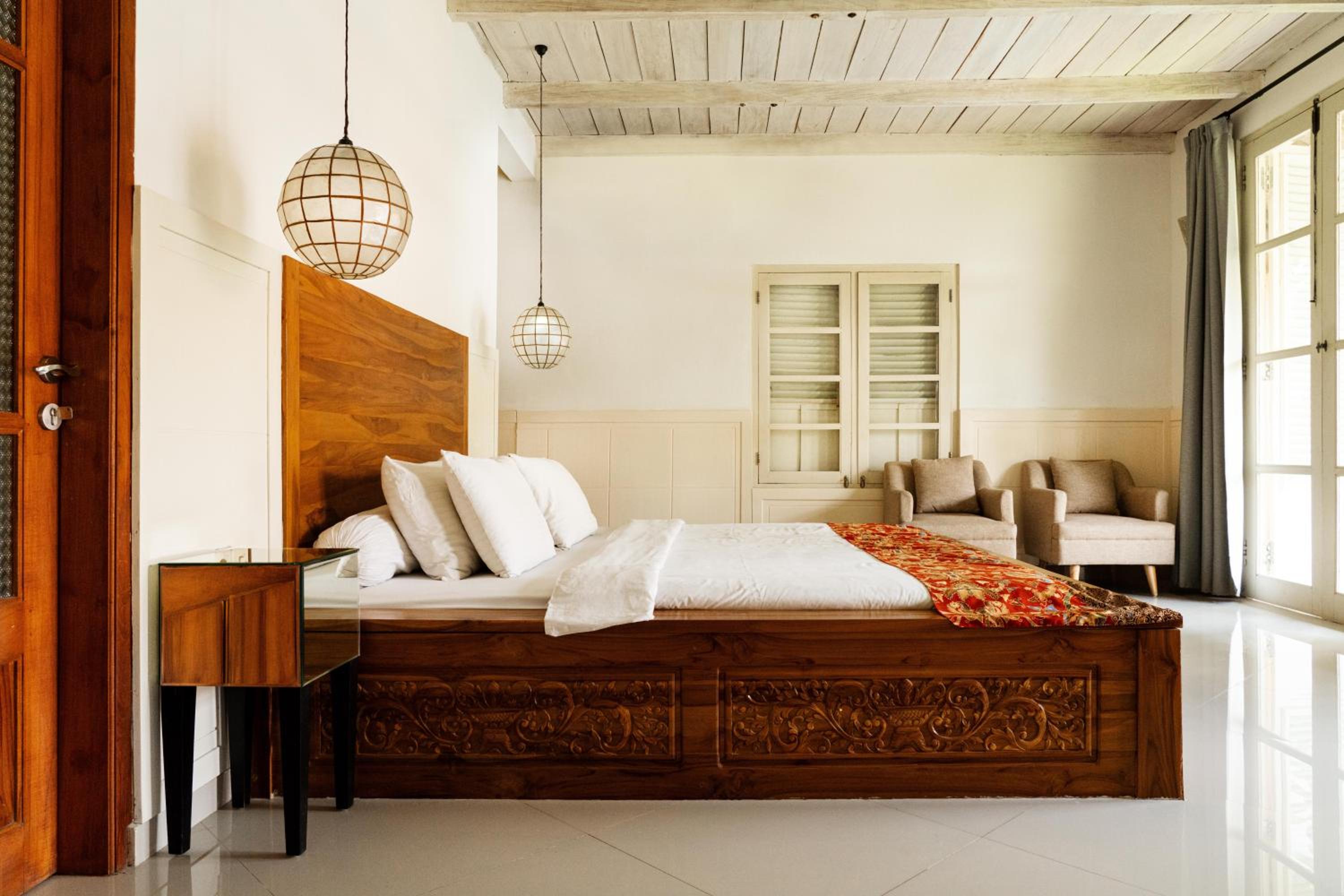 Two-Bedroom Villa - Photo 24