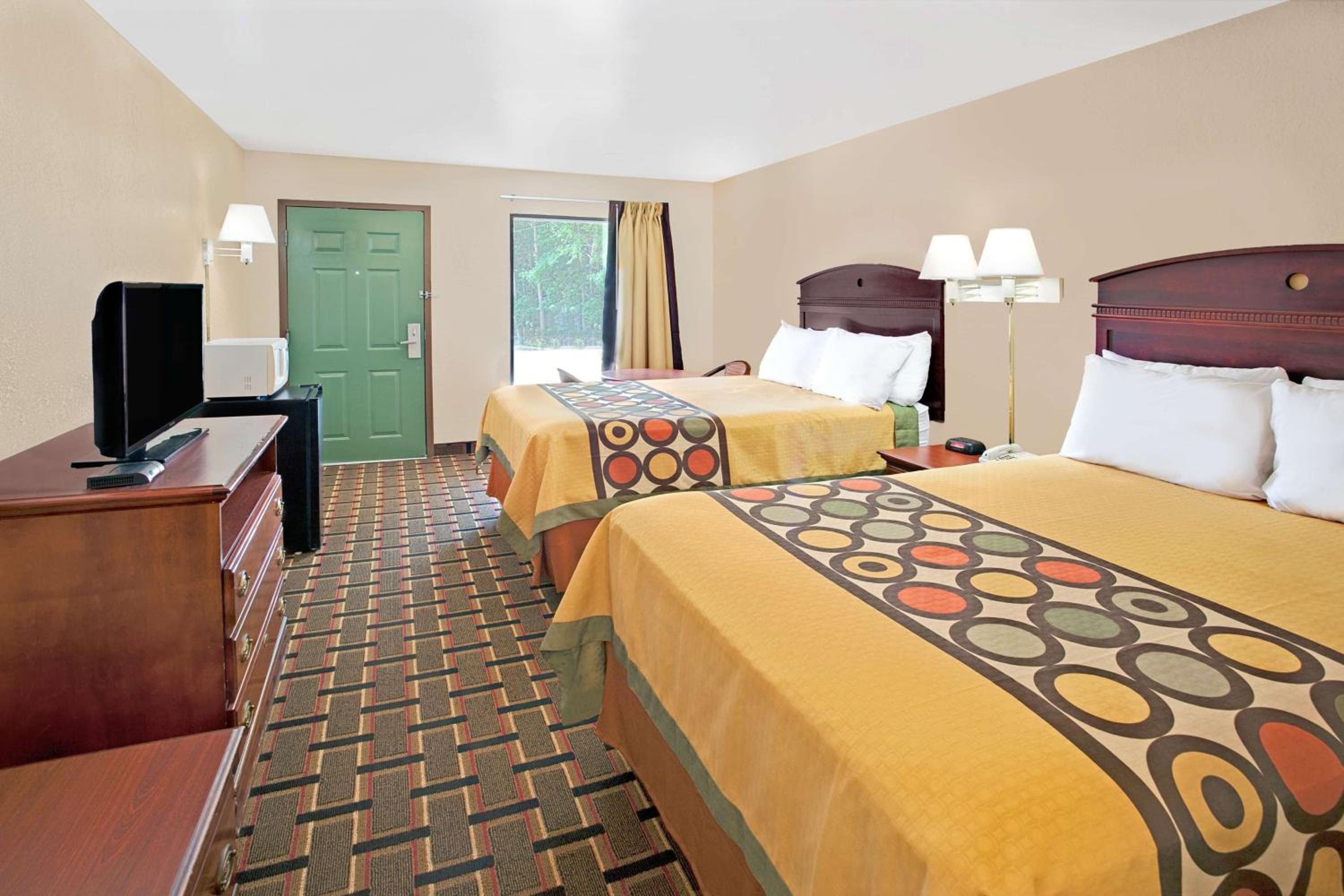 Double Room with Two Double Beds - Smoking