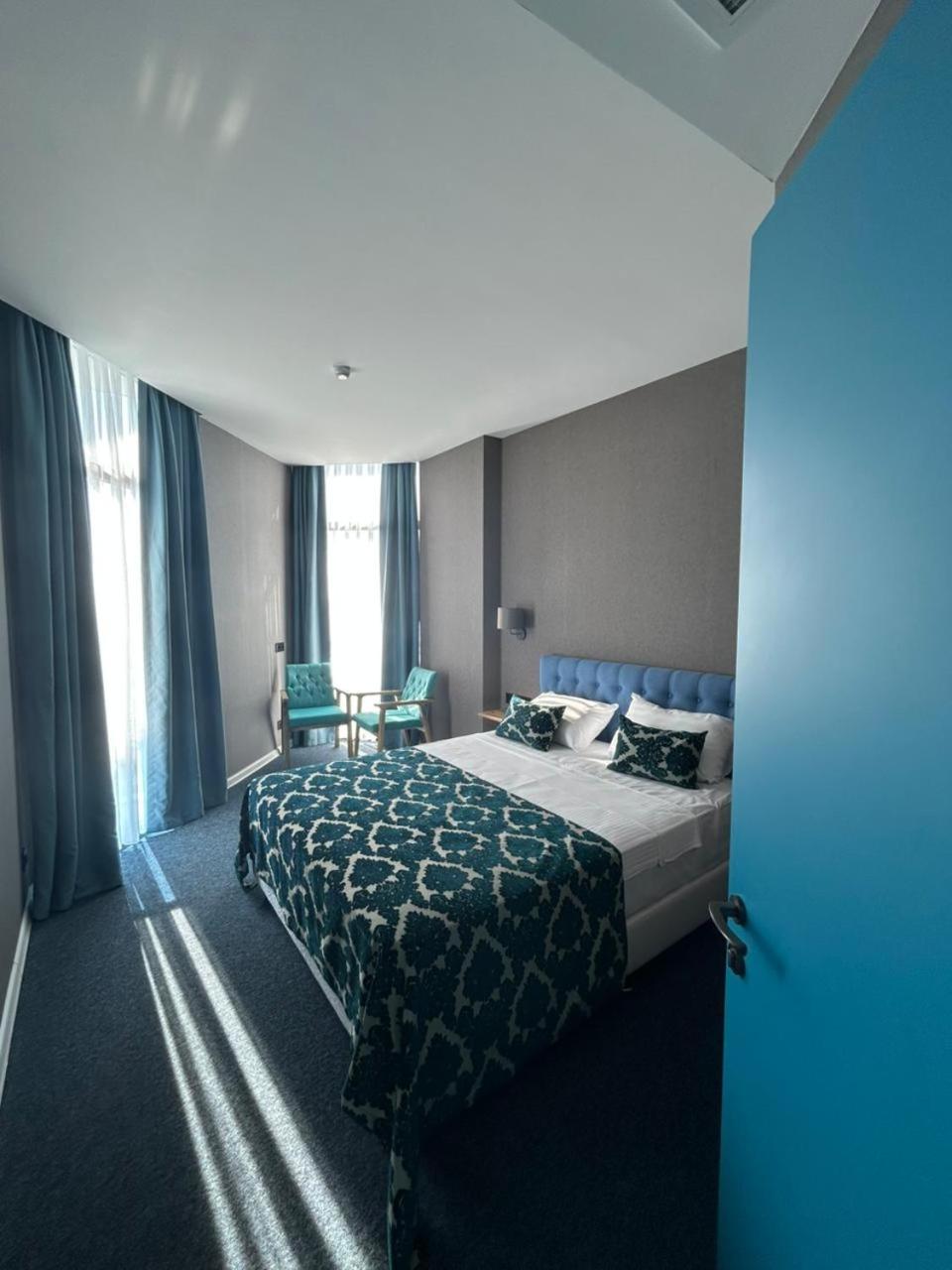 Quadruple Room with Sea View photo 2
