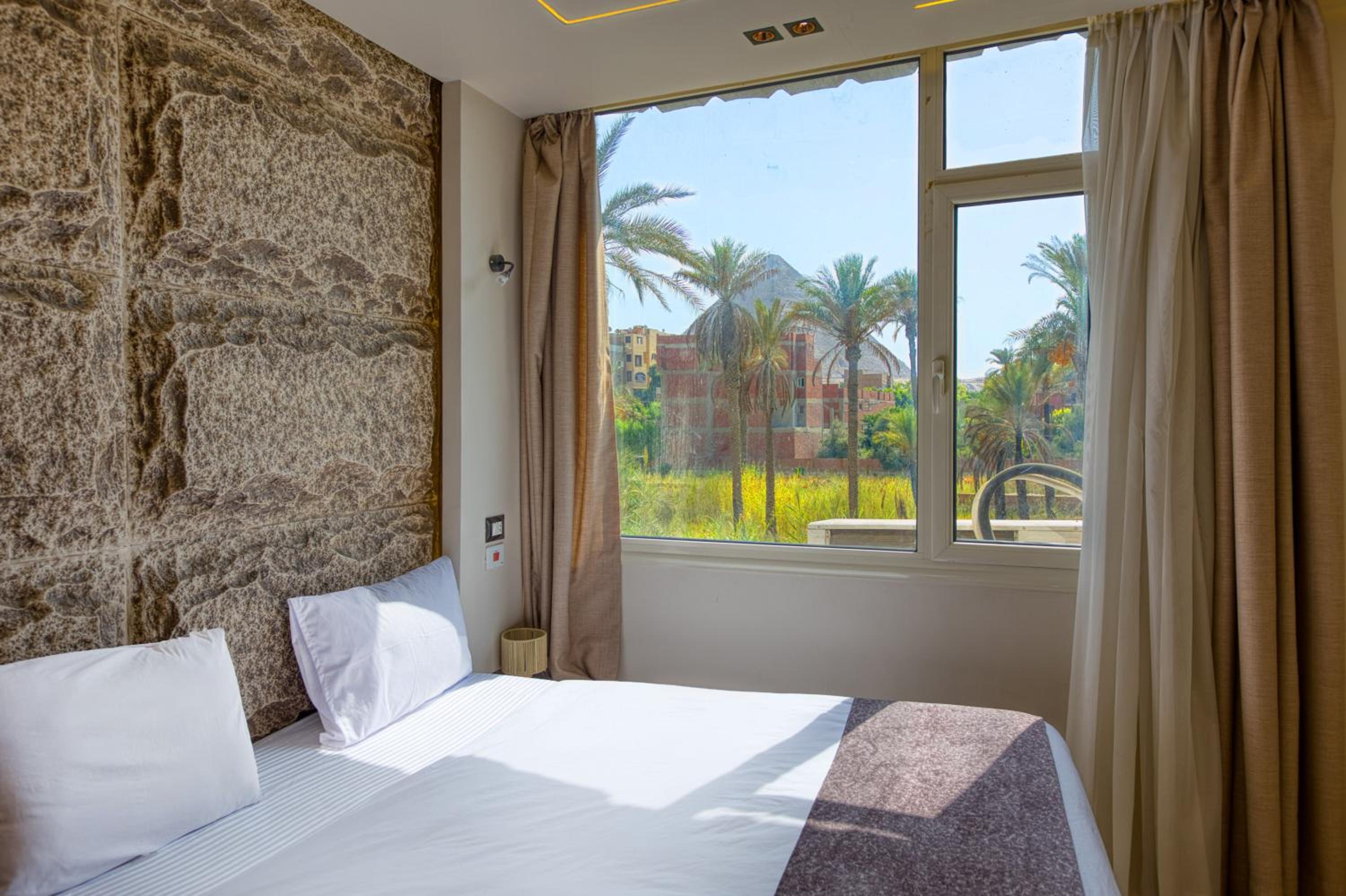 Superior Double or Twin Room with Mountain View