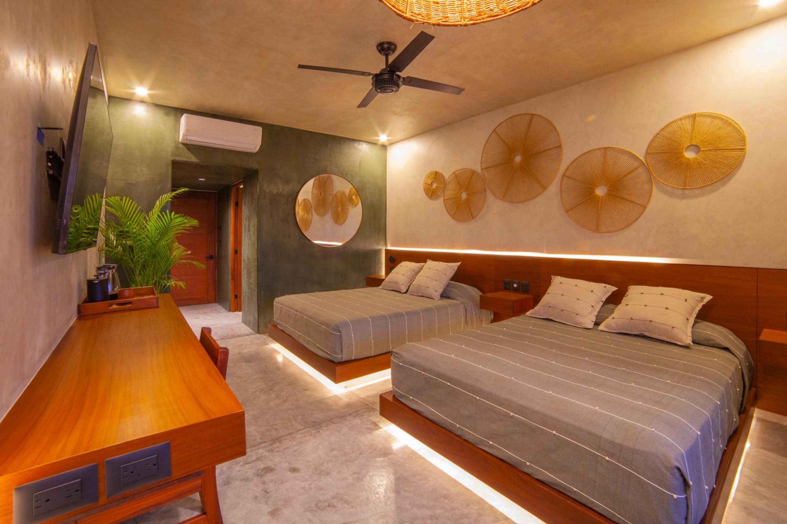 Suite with Mountain View
