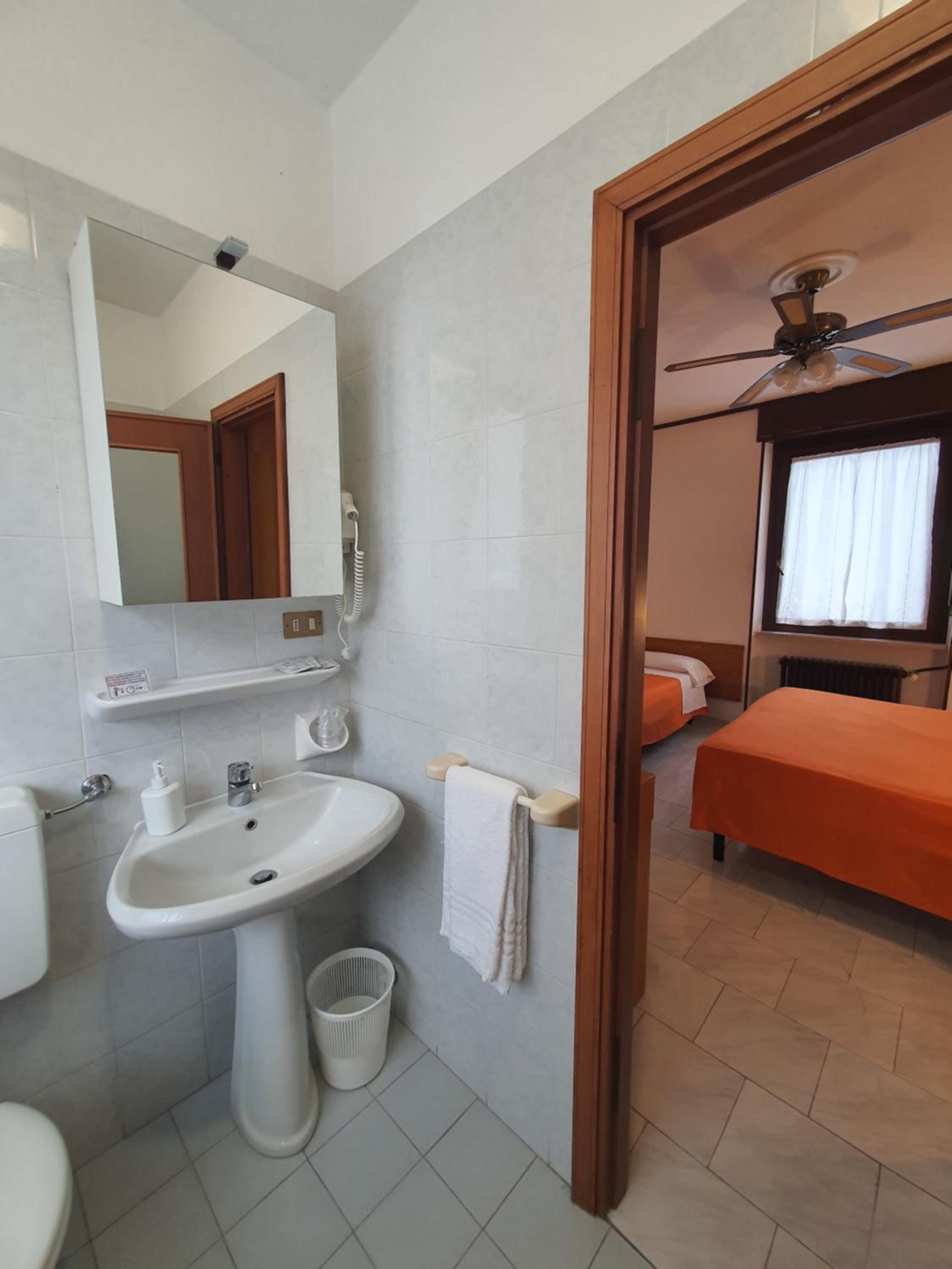 Economy Triple Room