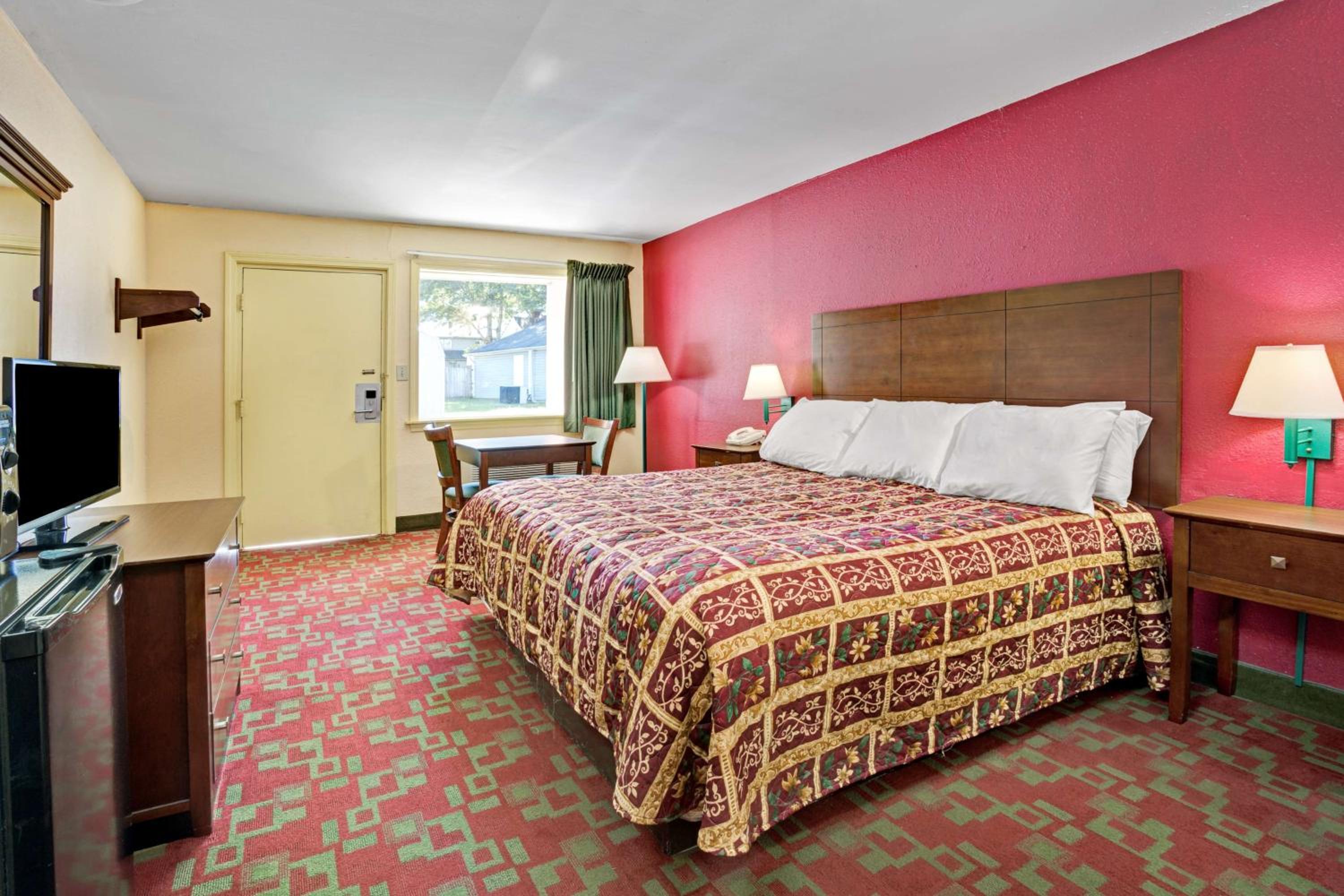 Double Room - Disability Access/Non-Smoking - Photo 6