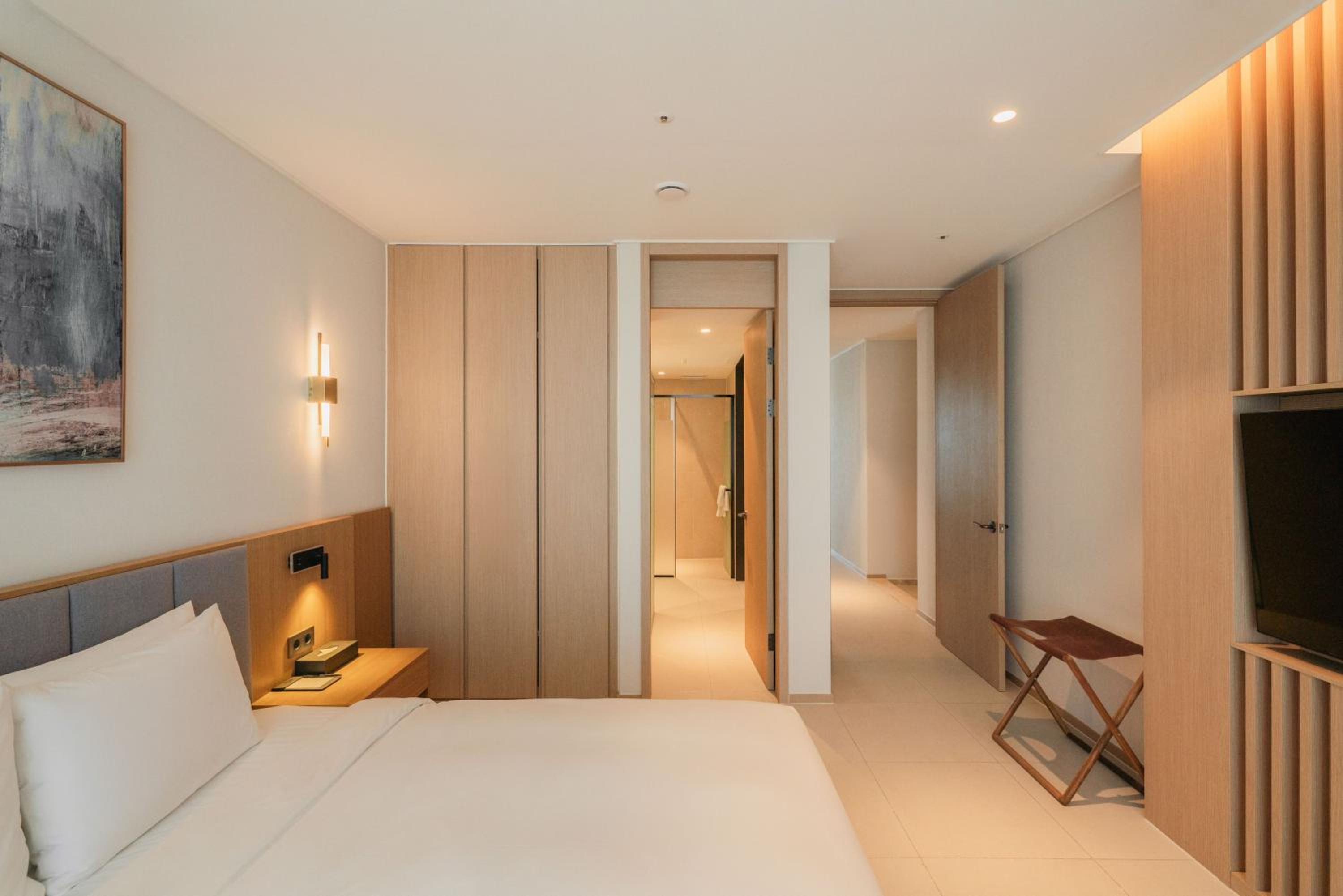 Ocean Wave Family Twin Room - Photo 4