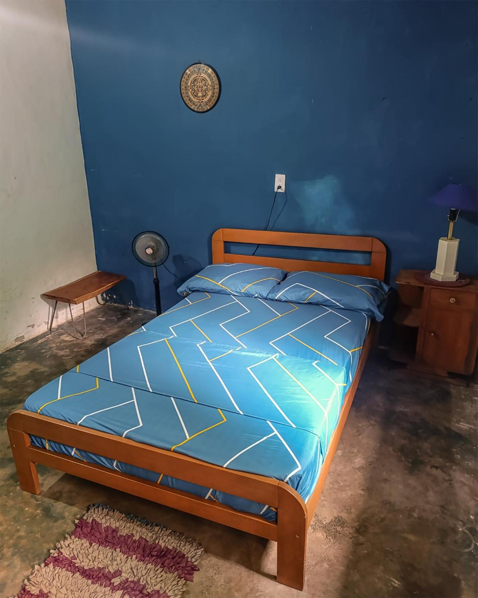 Double Room with Shared Bathroom photo 2
