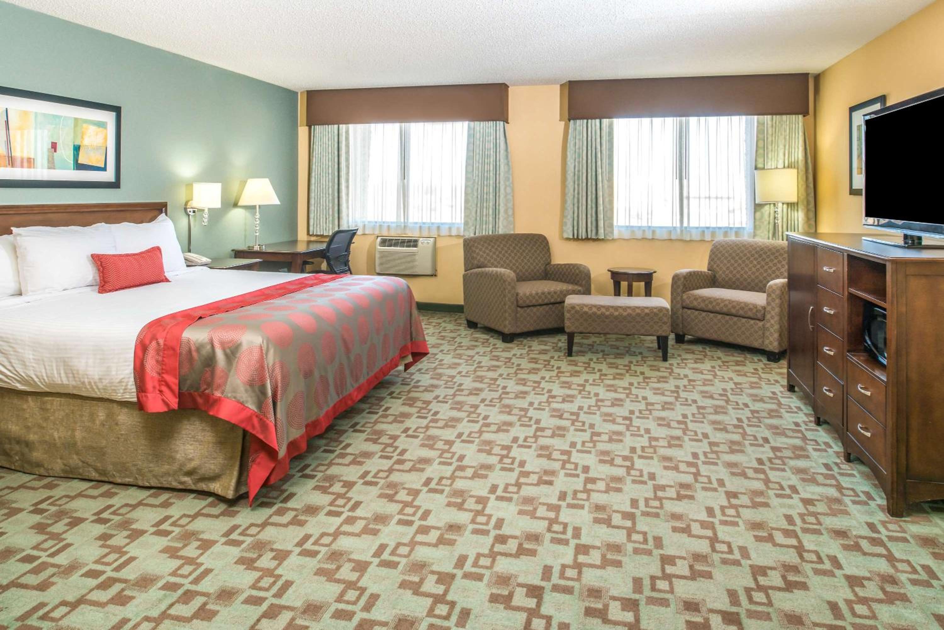 King Room - Non-Smoking - Photo 1