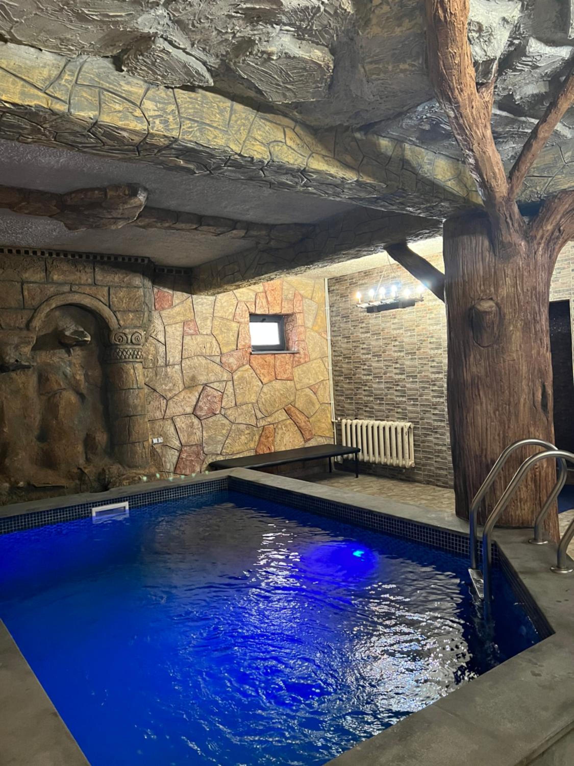 Suite with Private Pool