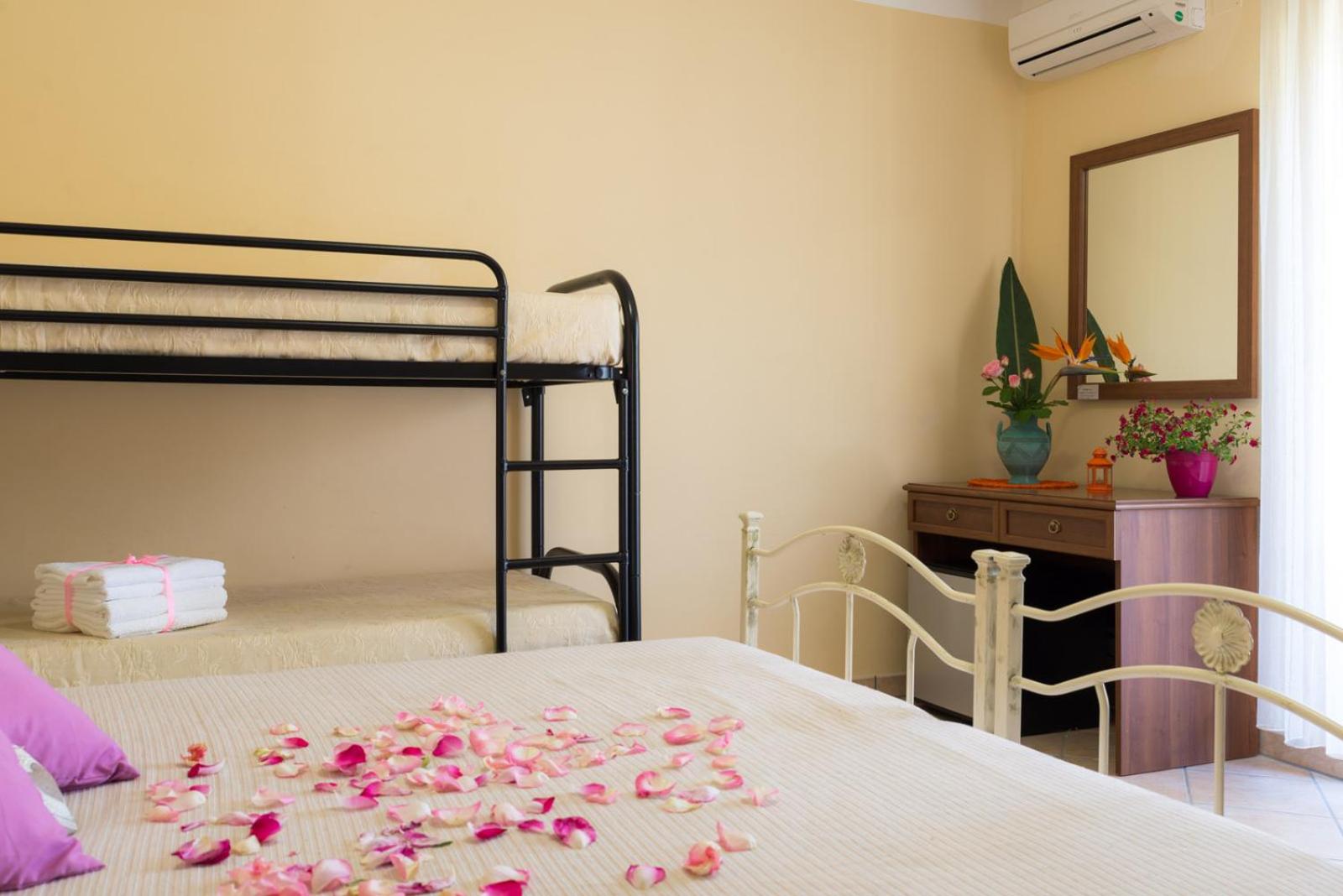 Quadruple Room with Private Bathroom