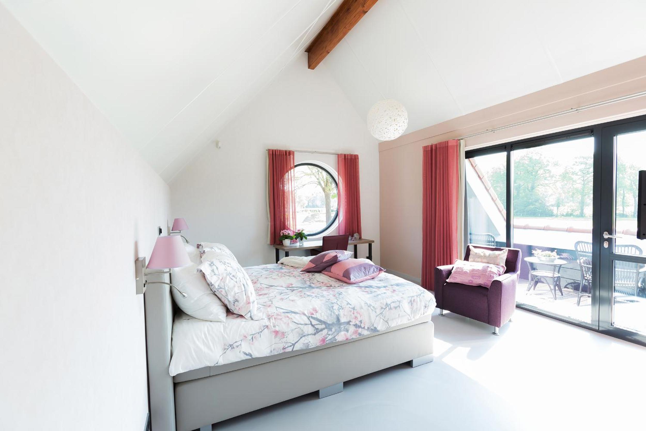 Deluxe Double Room with Balcony - Photo 1