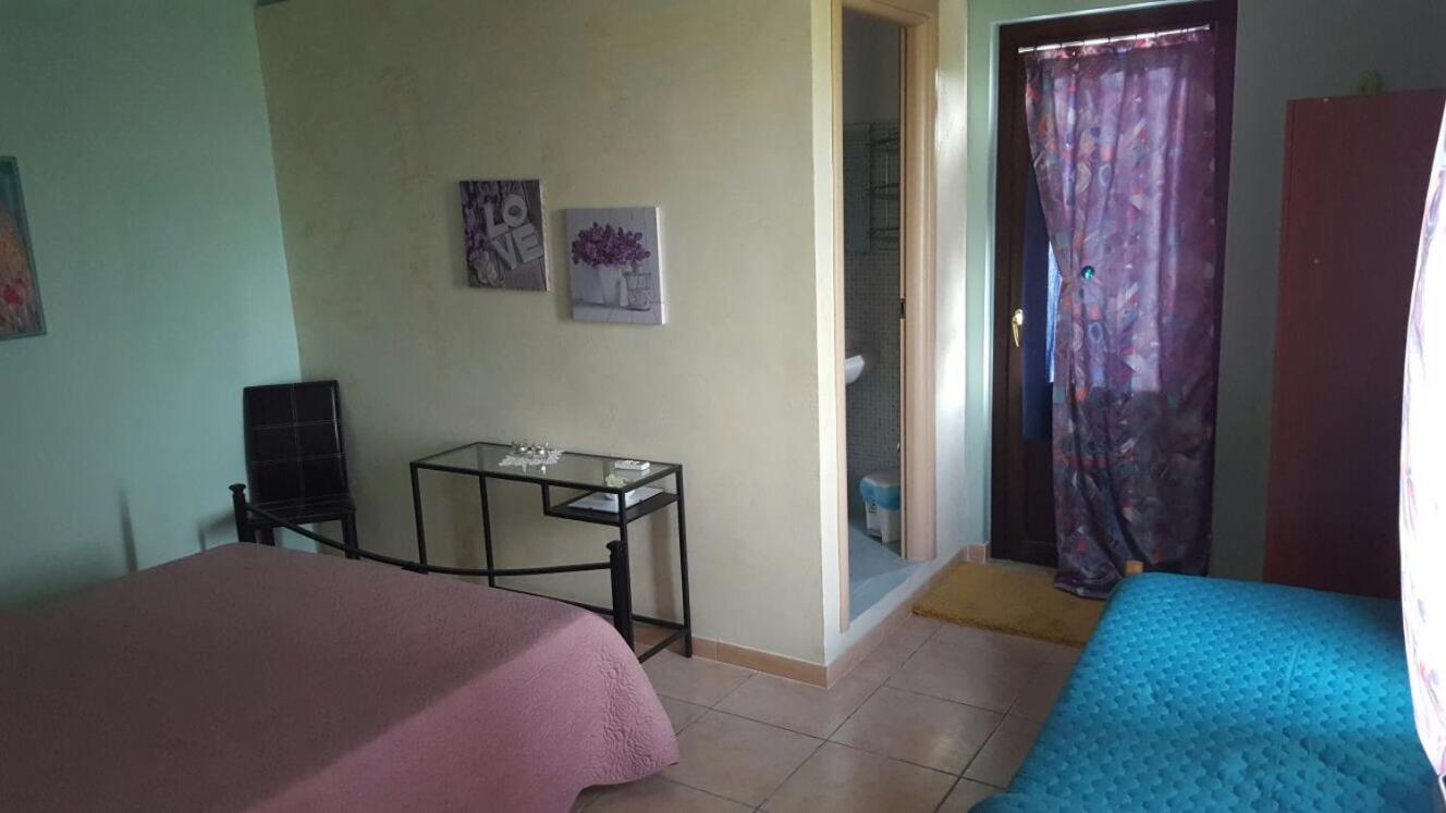 Double Room with Extra Bed photo 2