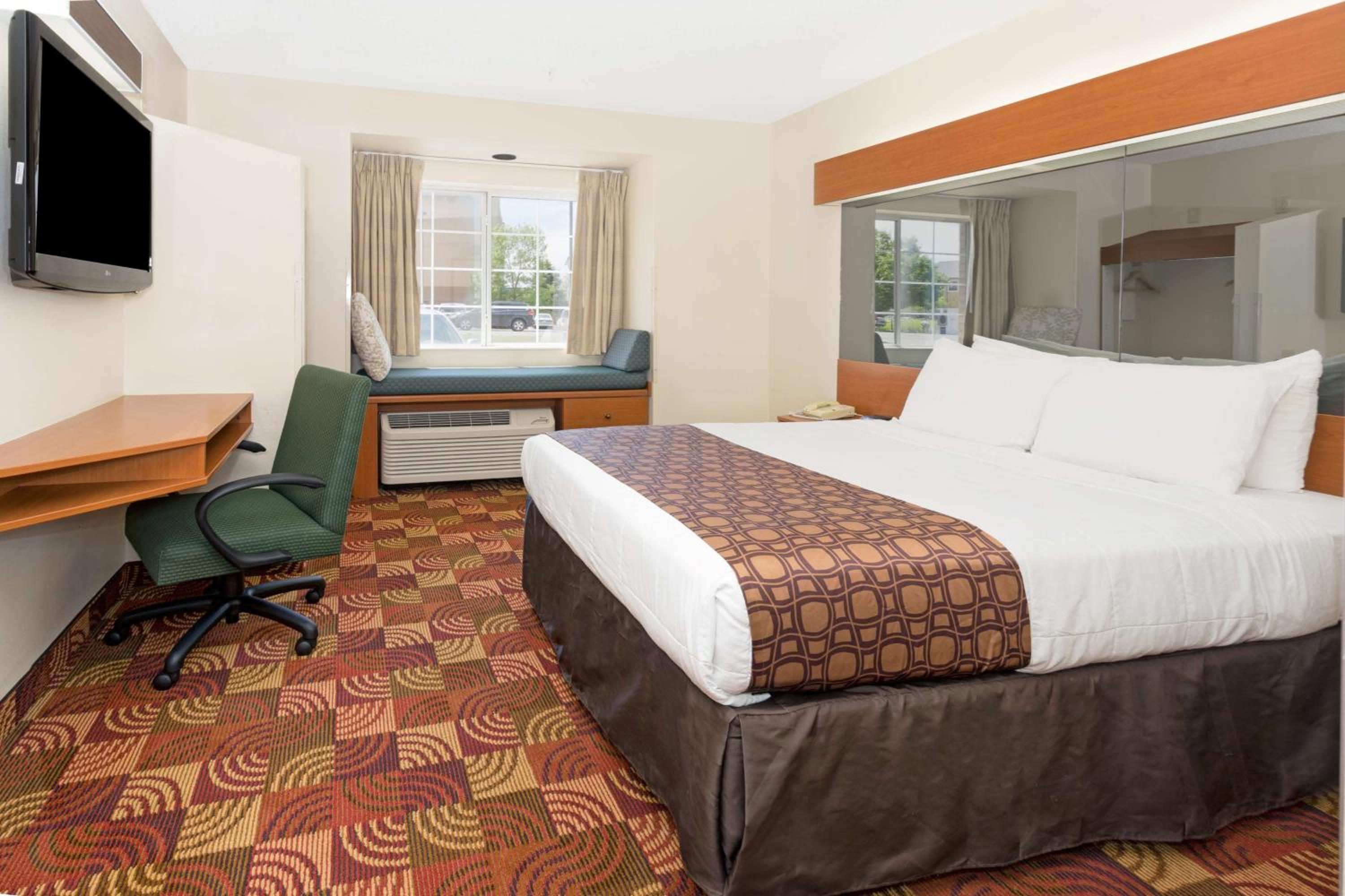 King Room- Non-Smoking - Photo 1