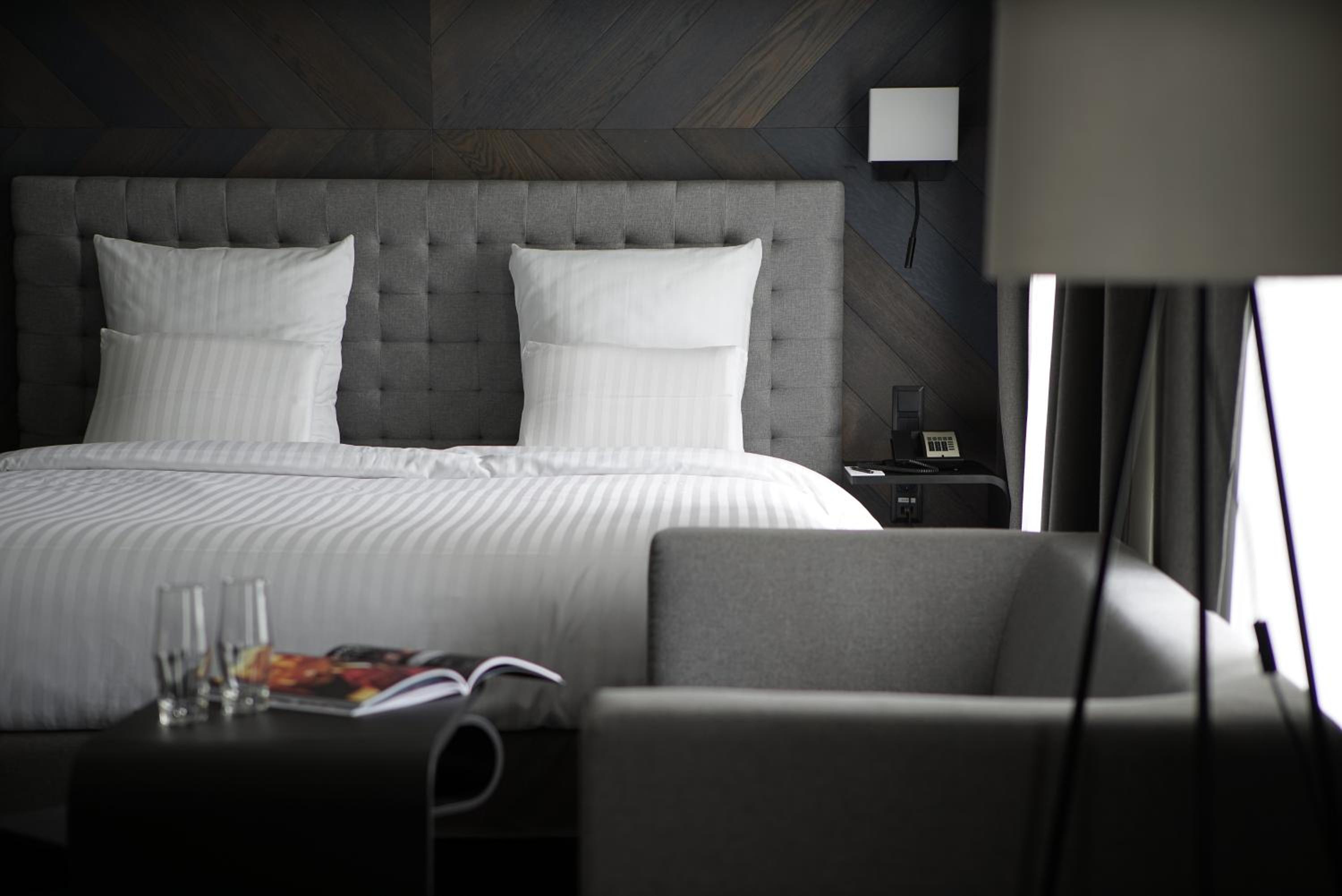 Deluxe Room - Photo 9