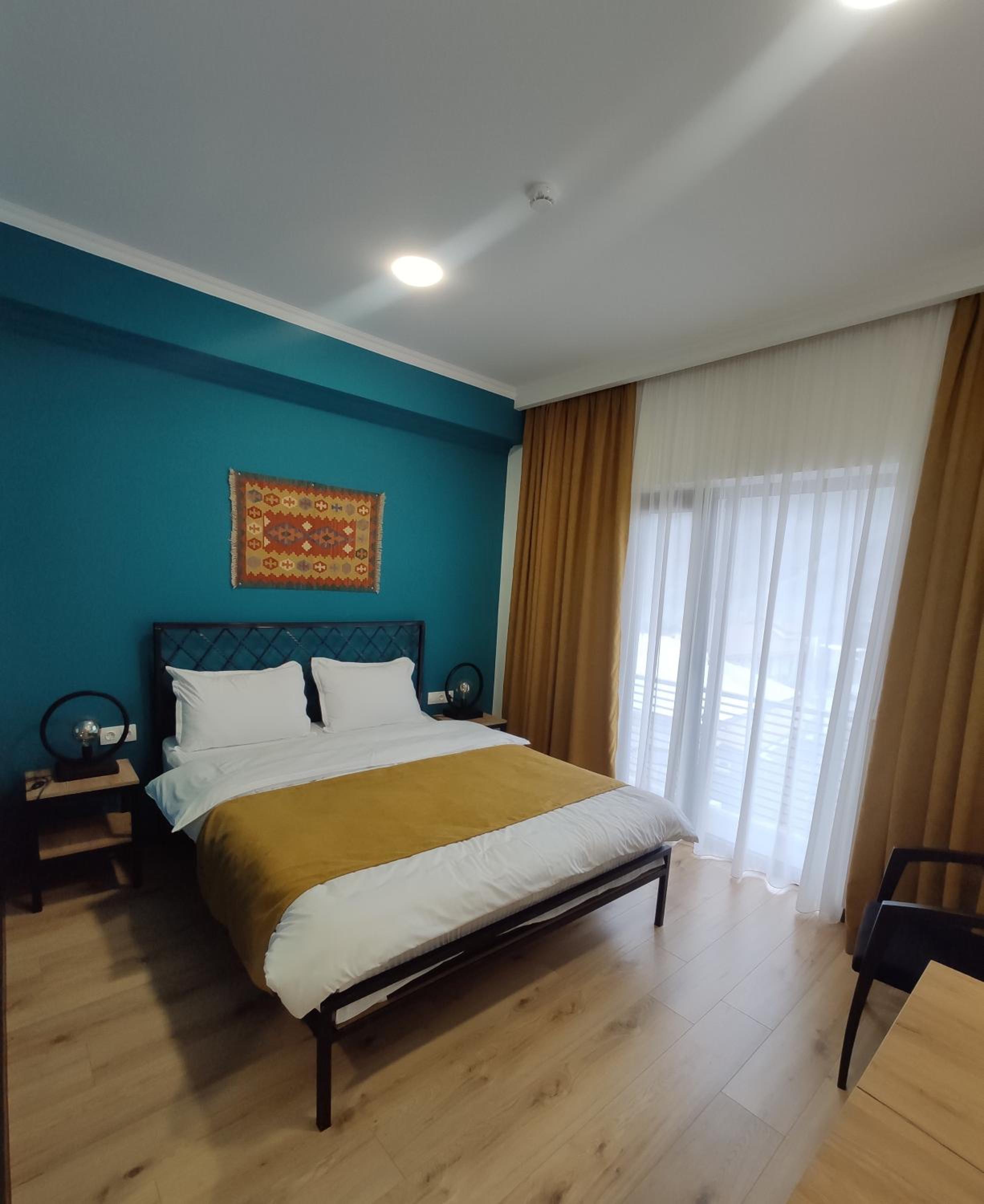 Chambre Double - Vue sur Montagne