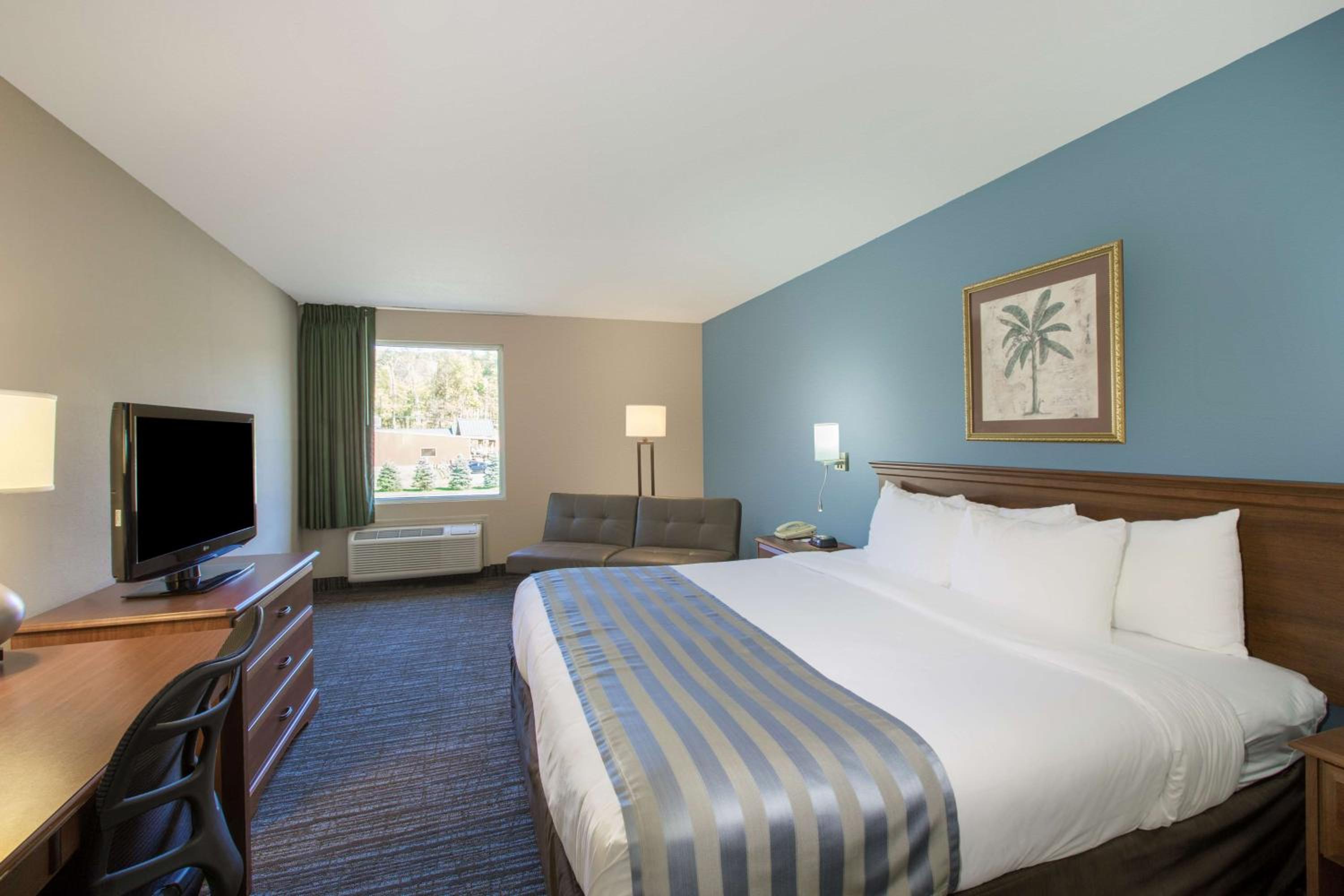 King Room - Non-Smoking - Photo 1