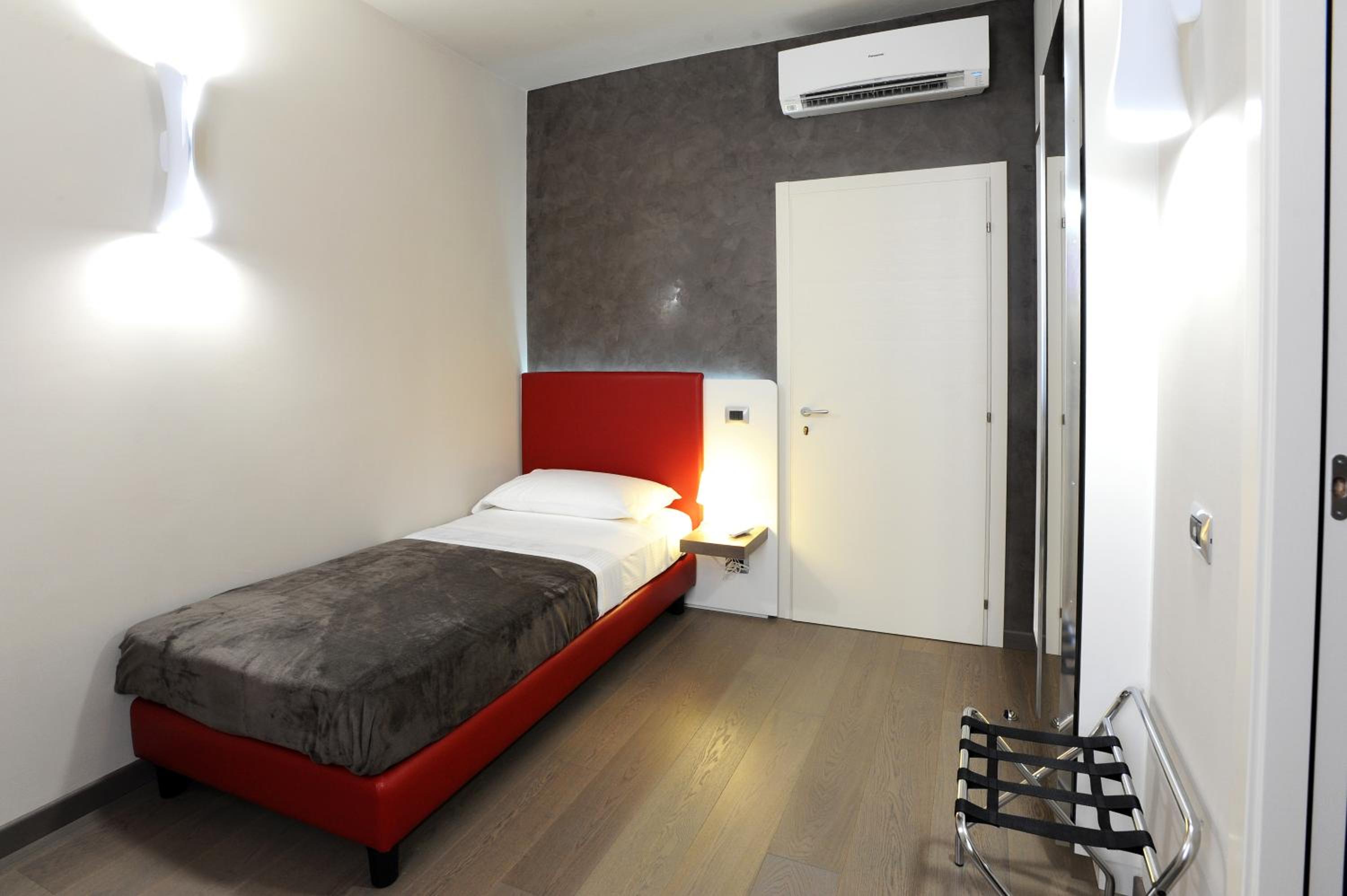 Single Room with Private Bathroom
