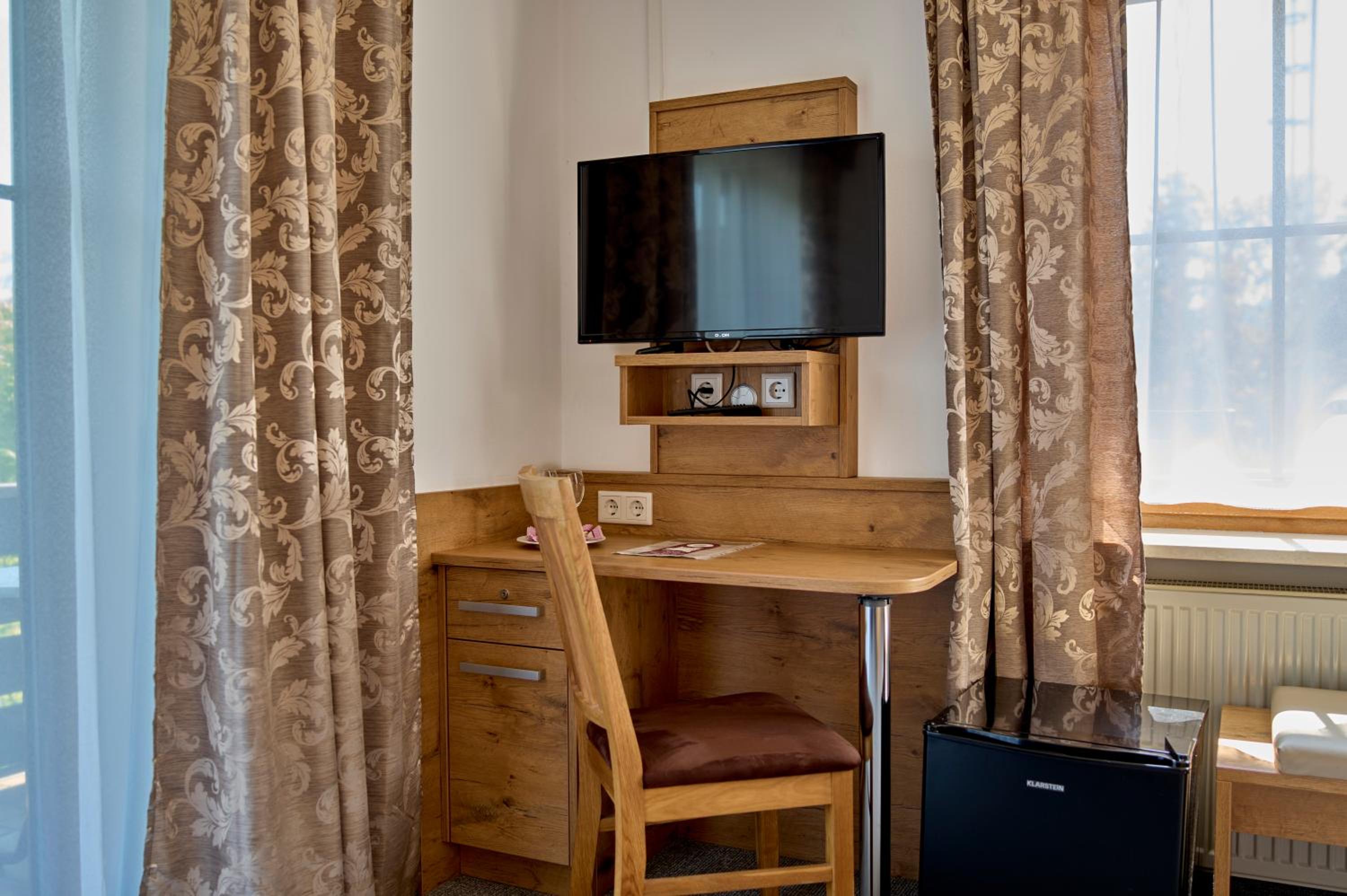 Single Room with Balcony photo 3