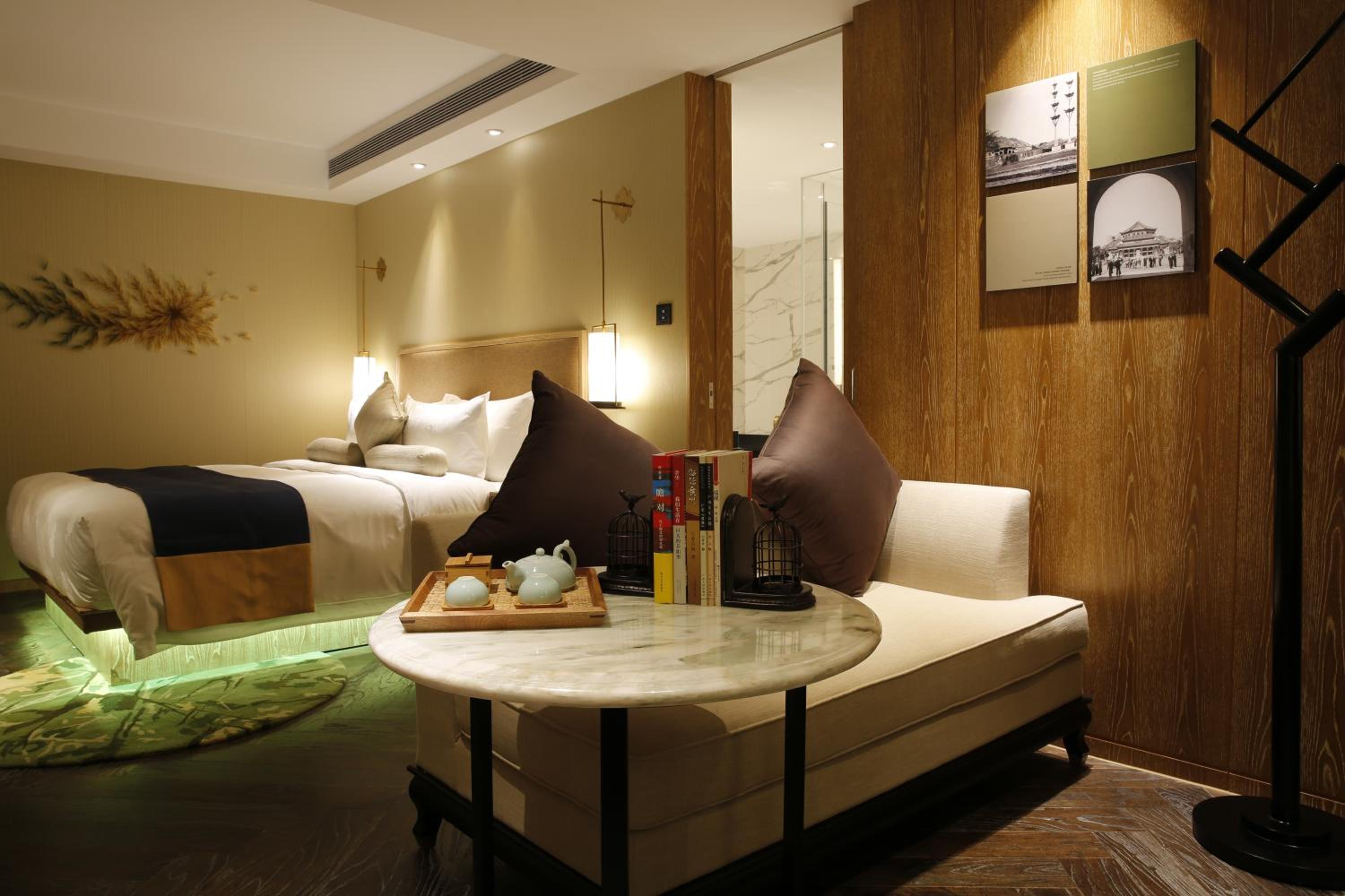 King Room with Balcony