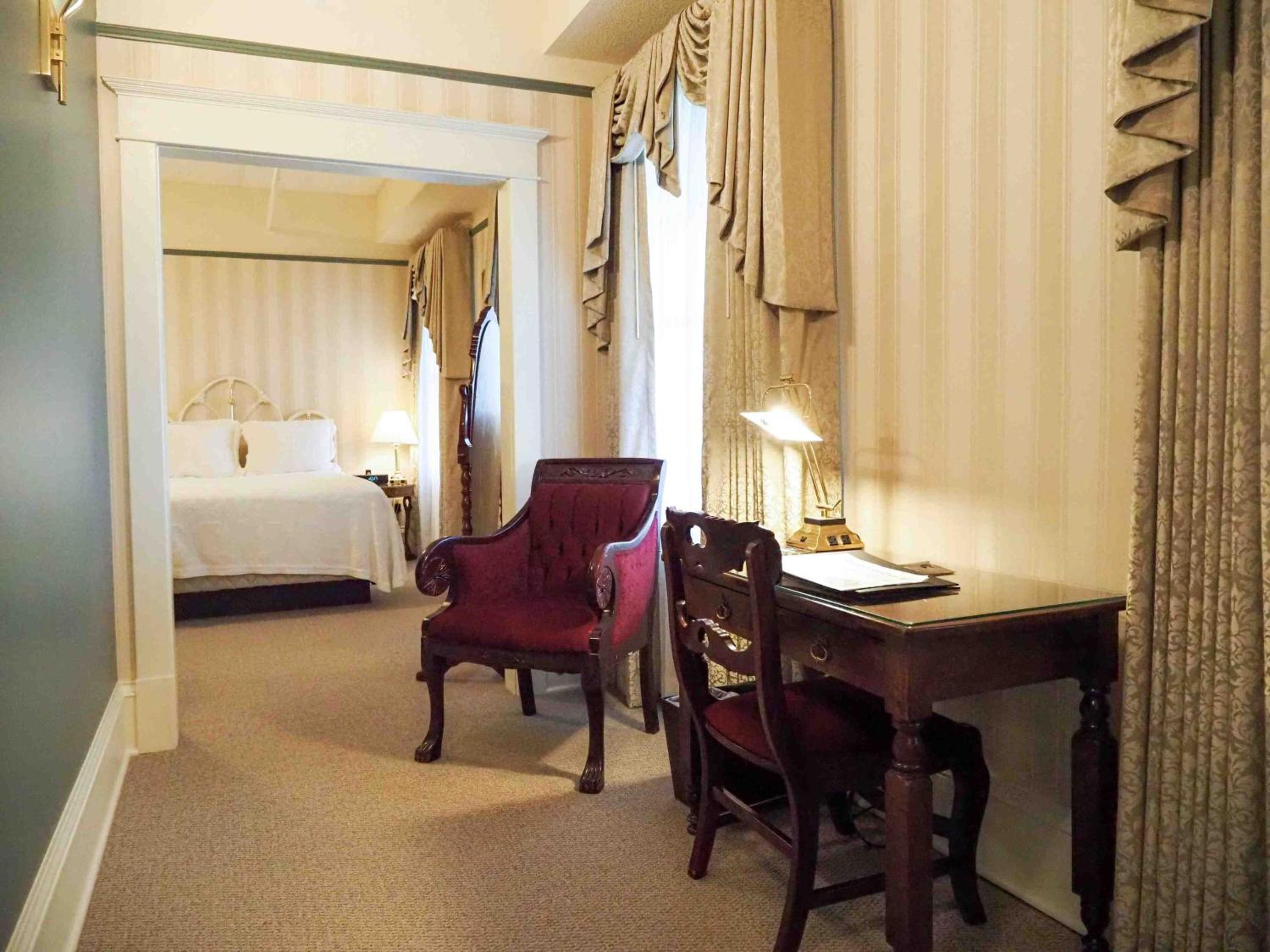 Historic One Queen Suite - Photo 3