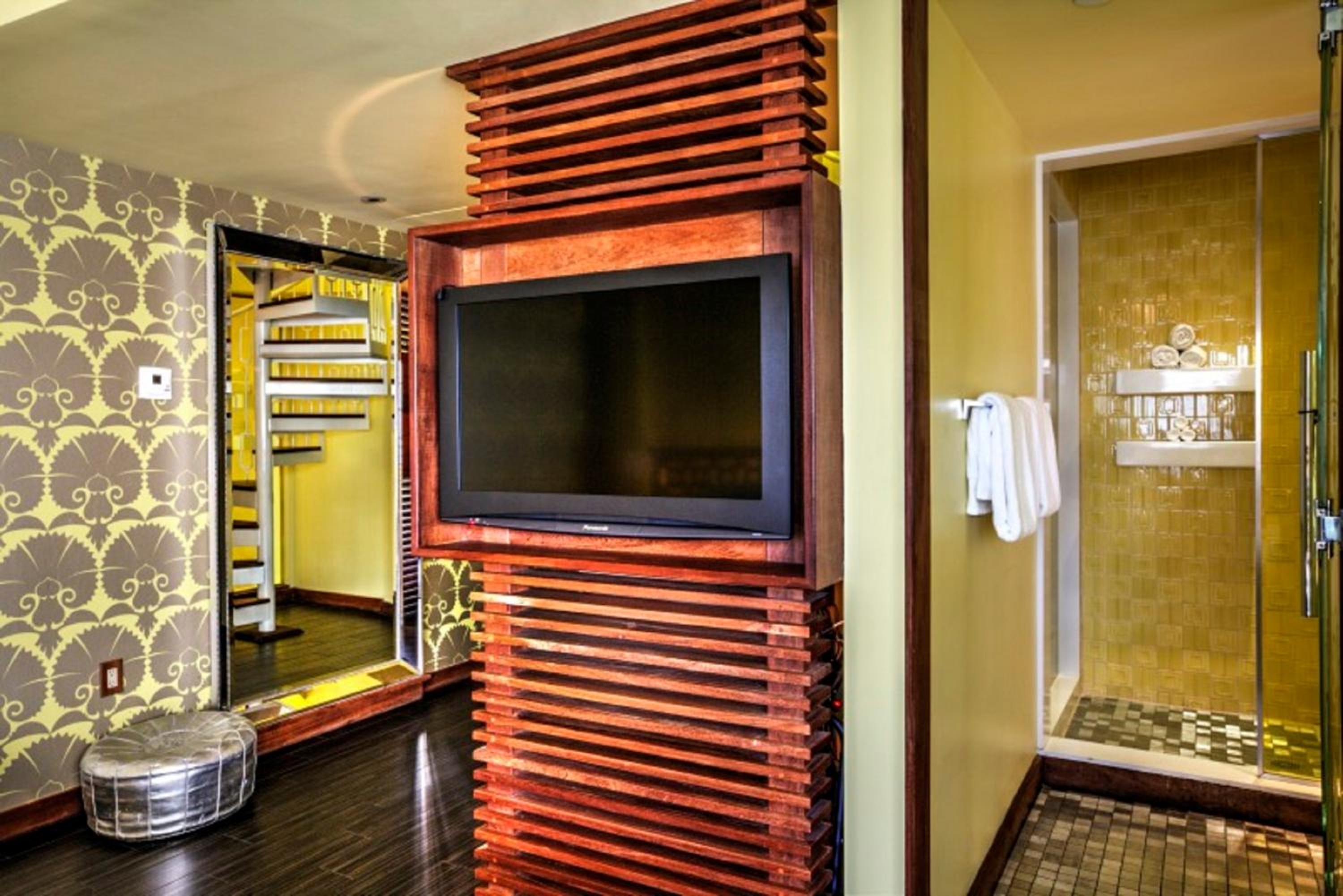Sun Suite  - Photo 7