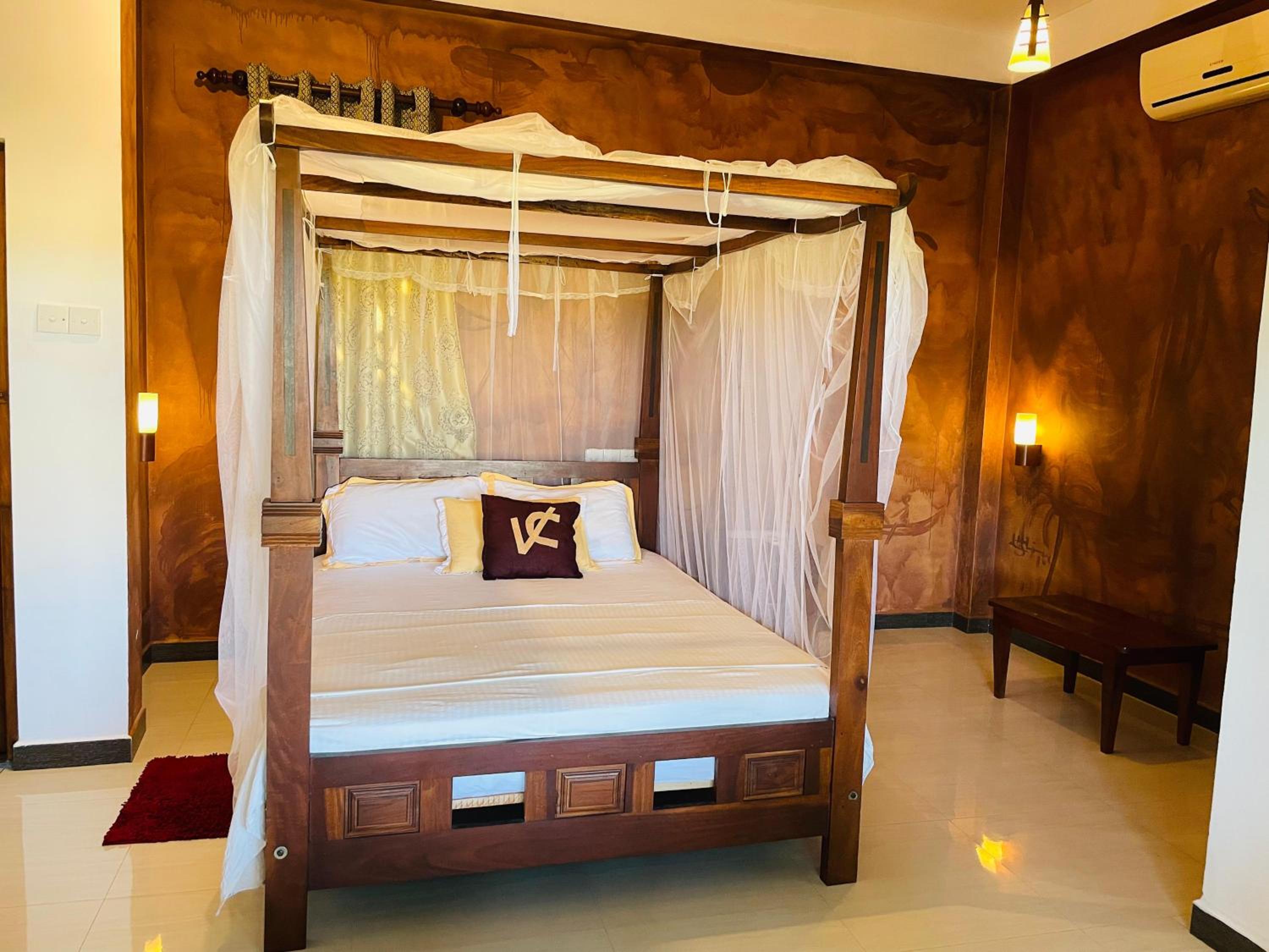Standard Double Room with Fan photo 1