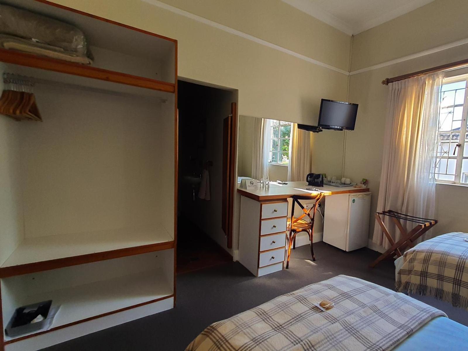 Deluxe Twin Room - Photo 4