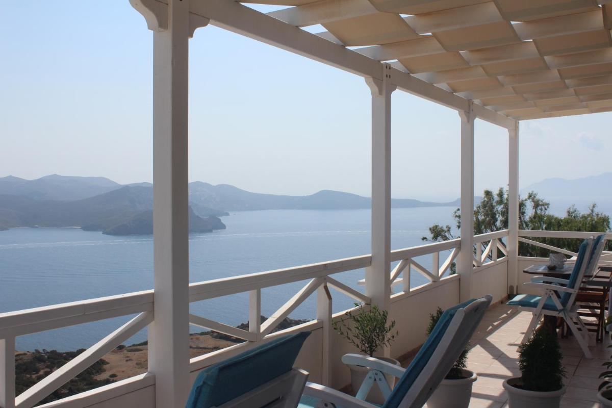 Superior Studio with Panoramic Sea View - Photo 9