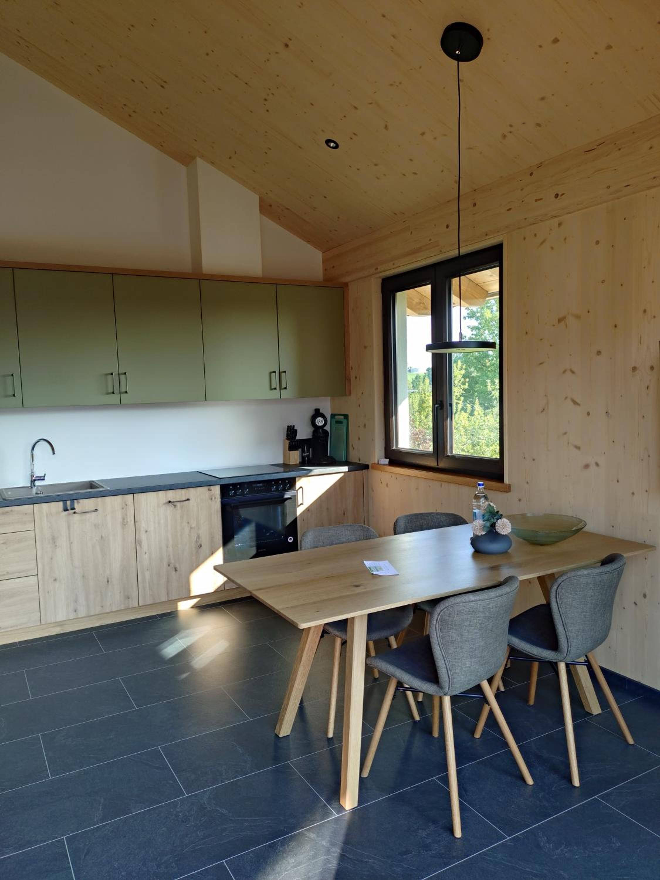 Two-Bedroom Apartment with View photo 2