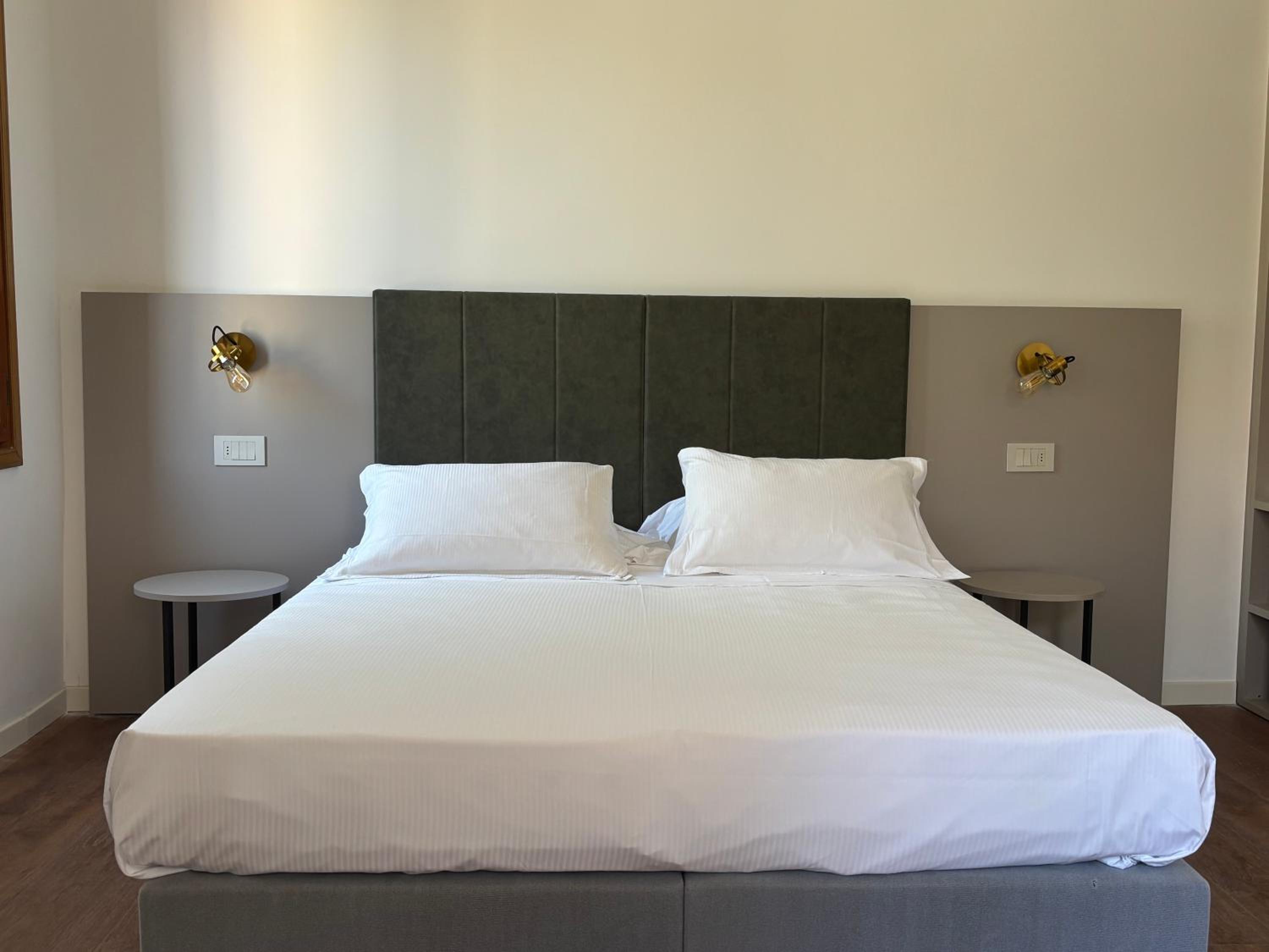 Small Double Room photo 1