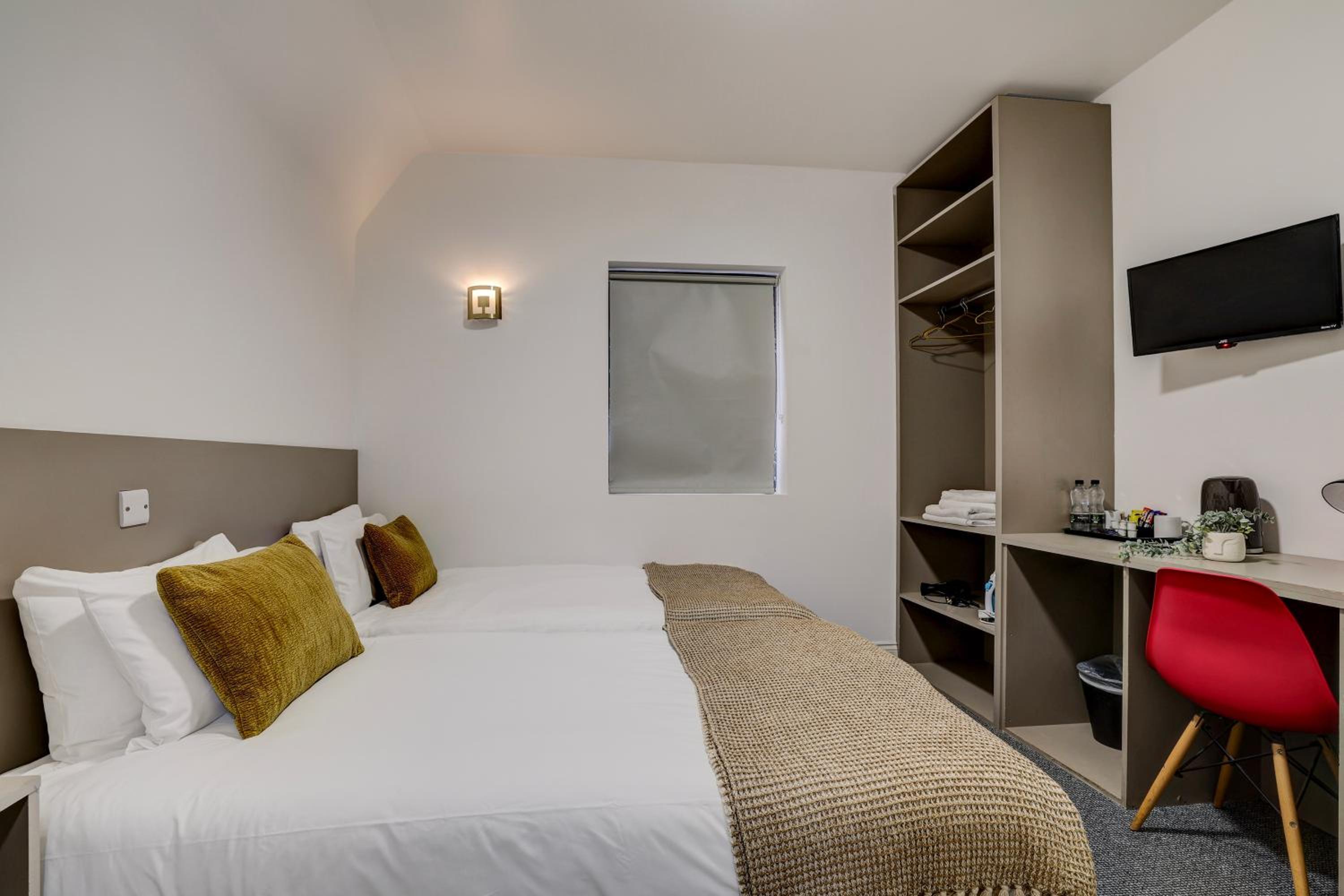 Standard Twin Room photo 1