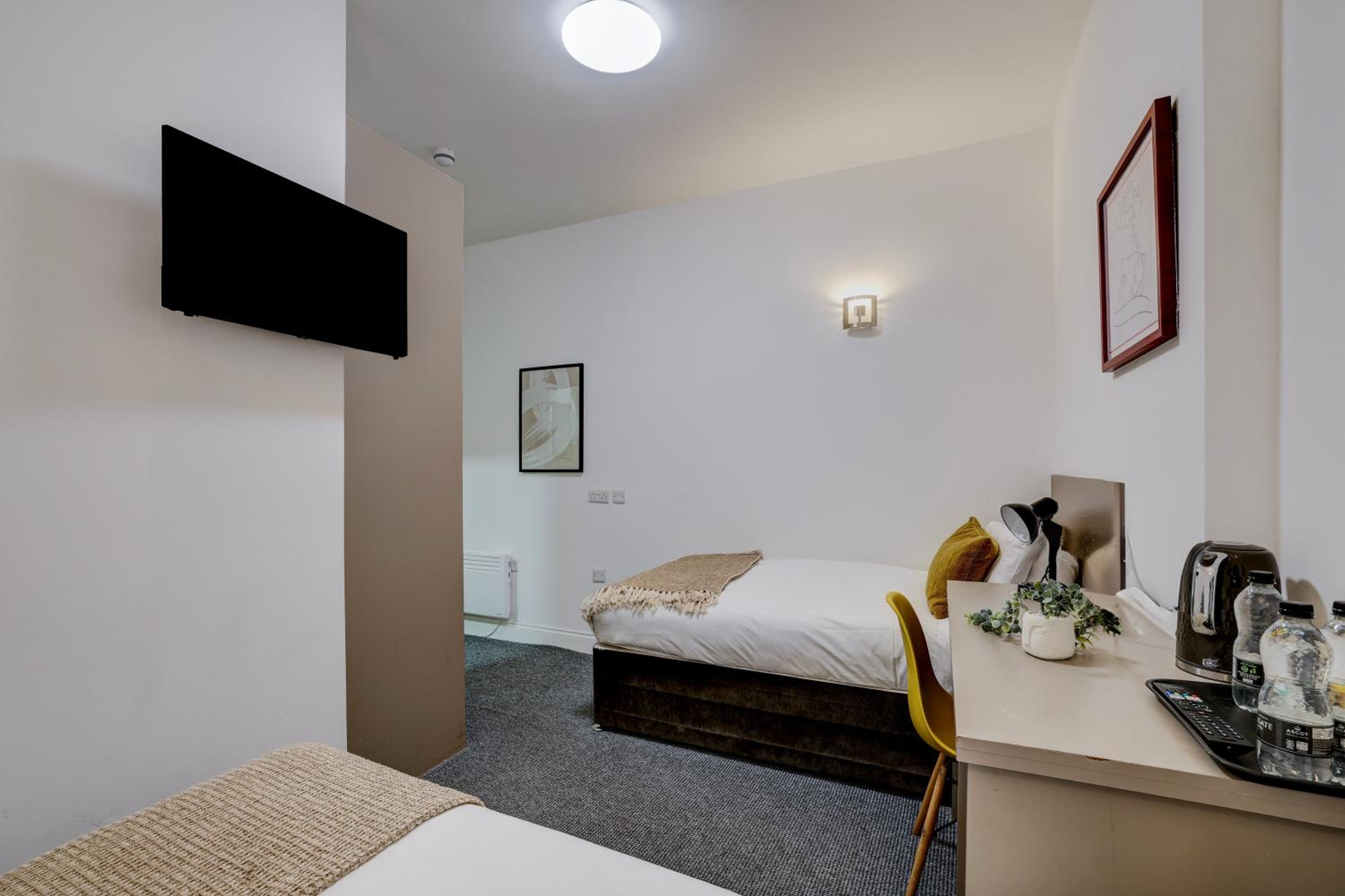 Standard Triple Room photo 2